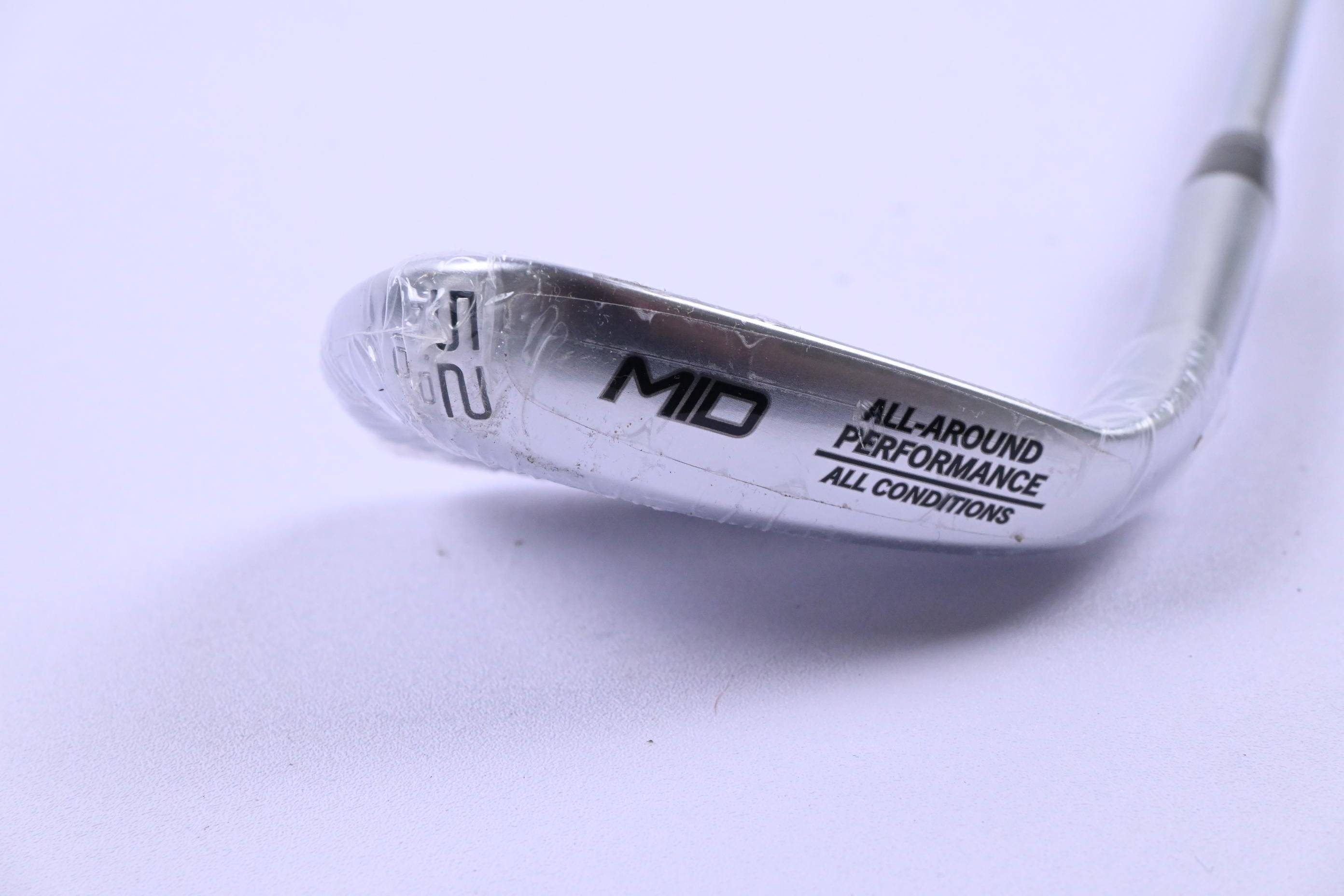 Cleveland RTZ Gap Wedge / 52 Degree / Wedge Flex Dynamic Gold Spinner Shaft