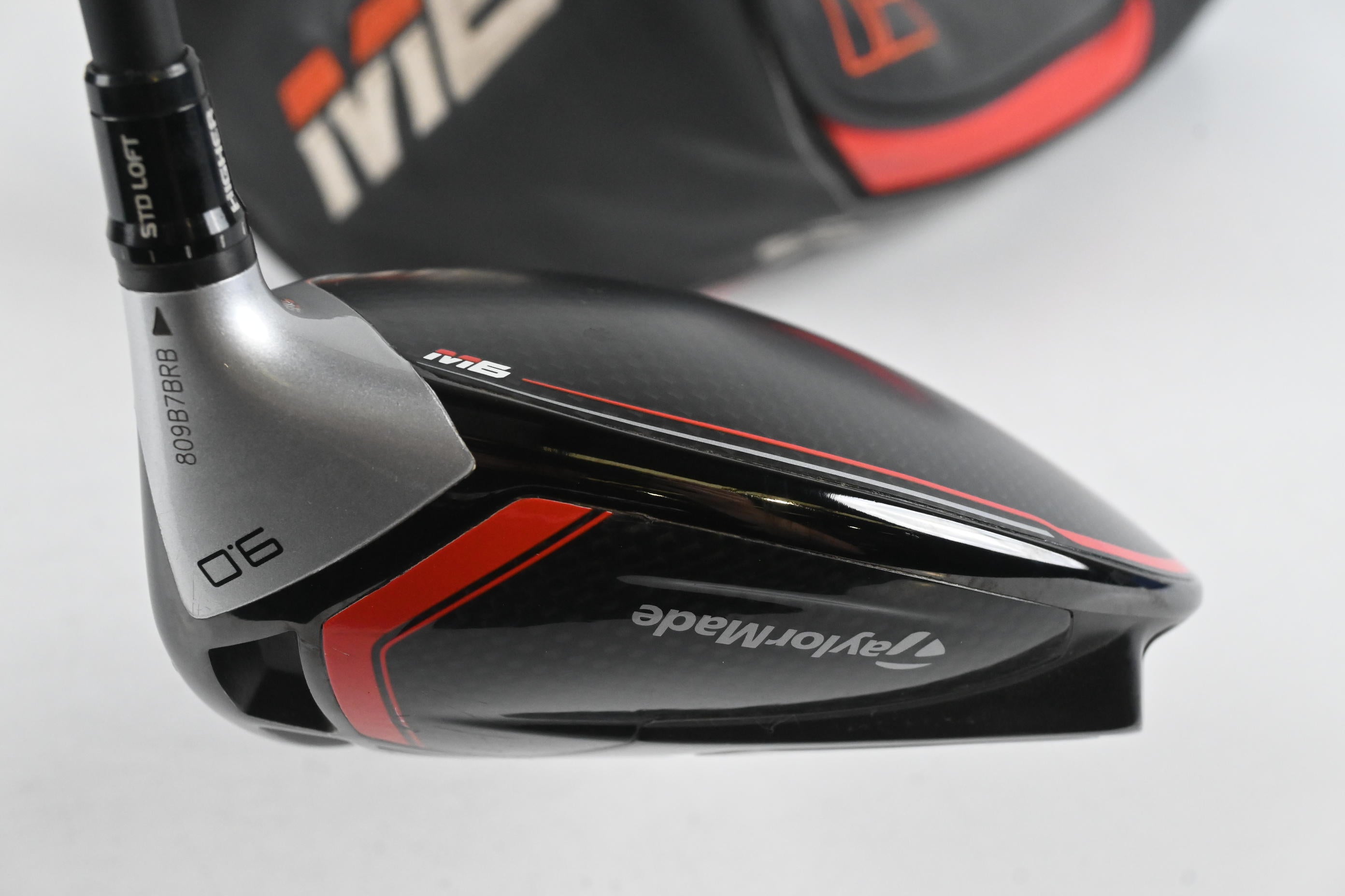 Taylormade M6 Driver / 9 Degree / Regular Flex Vanquish 5 Shaft