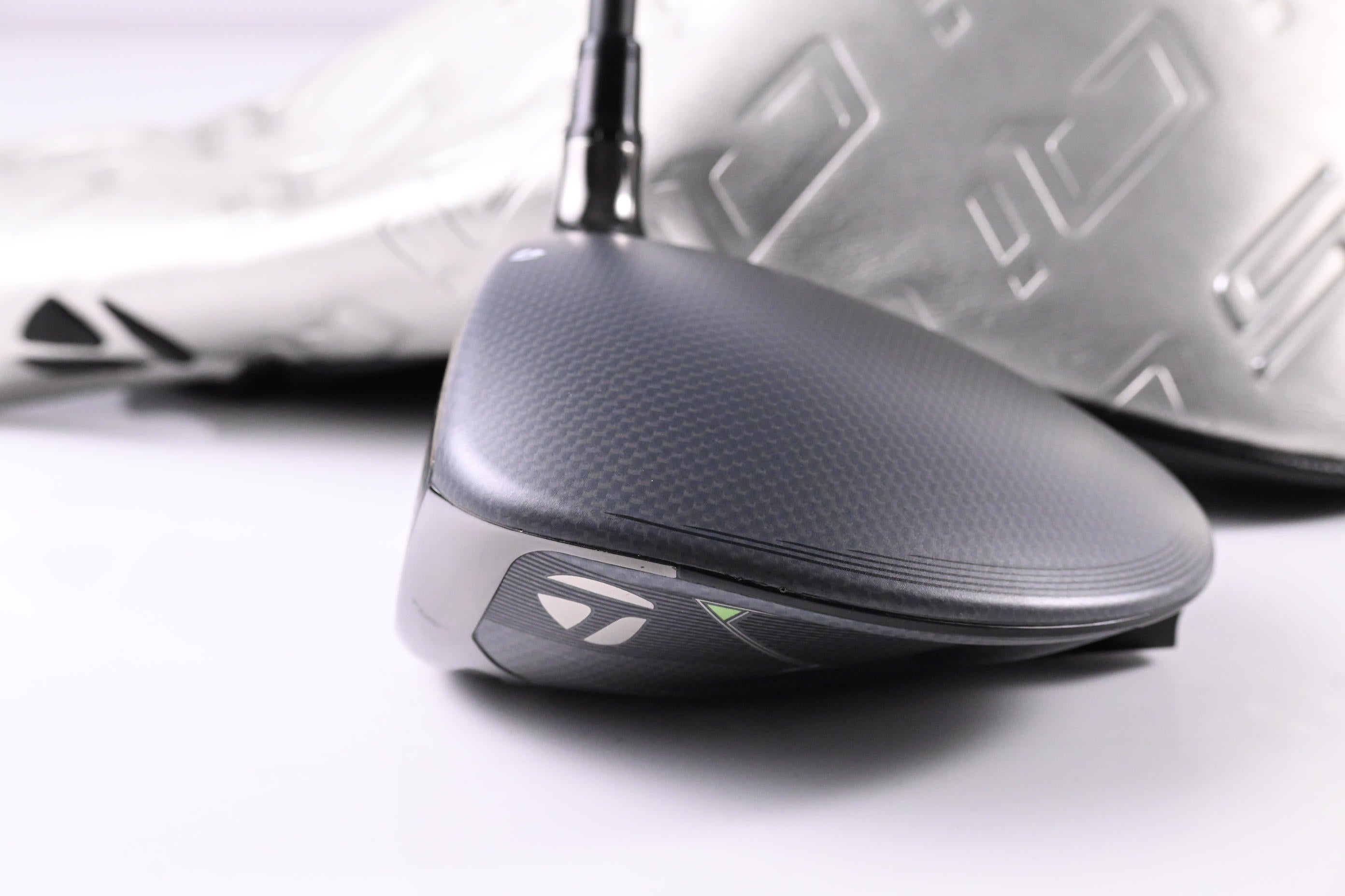 Left Hand Taylormade Qi35 Driver / 10.5 Degree / Regular Flex Ventus Blue 5