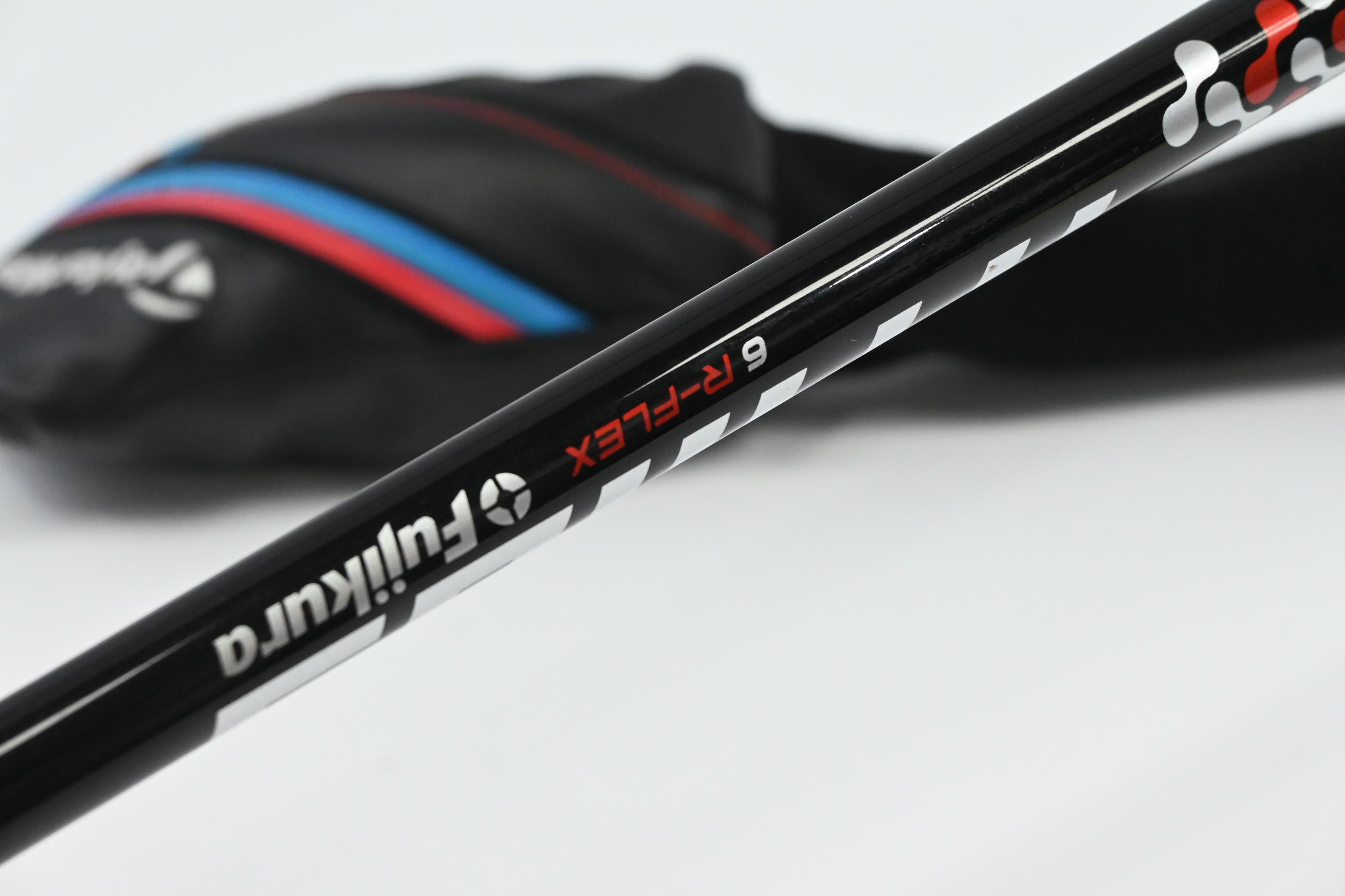 Taylormade M4 #3 Hybrid / 19 Degree / Regular Flex Fujikura Atmos Red 6 Shaft