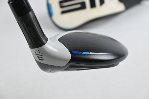 Taylormade SIM2 Max #3 Hybrid / 19 Degree / Regular Flex Fujikura Ventus Blue 6
