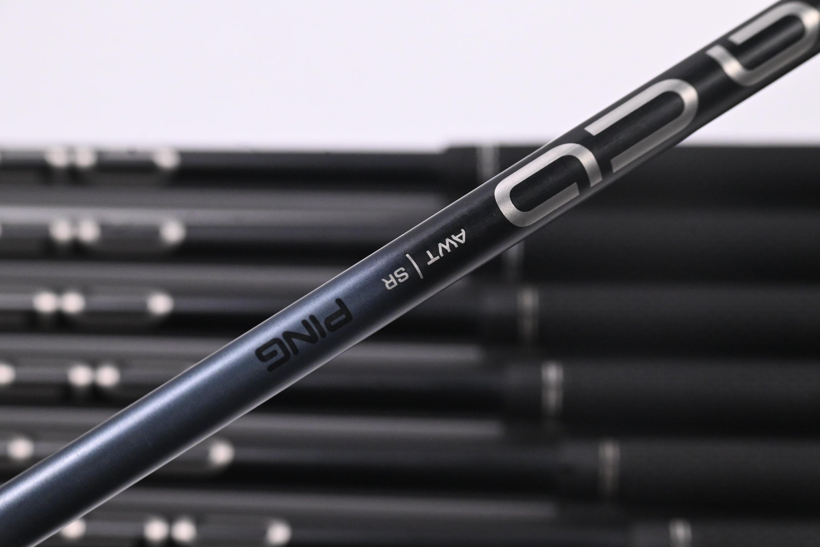 Ping G425 Irons / 6-PW+UW+SW / Black Dot / Senior Flex Ping ALTA C Slate AWT