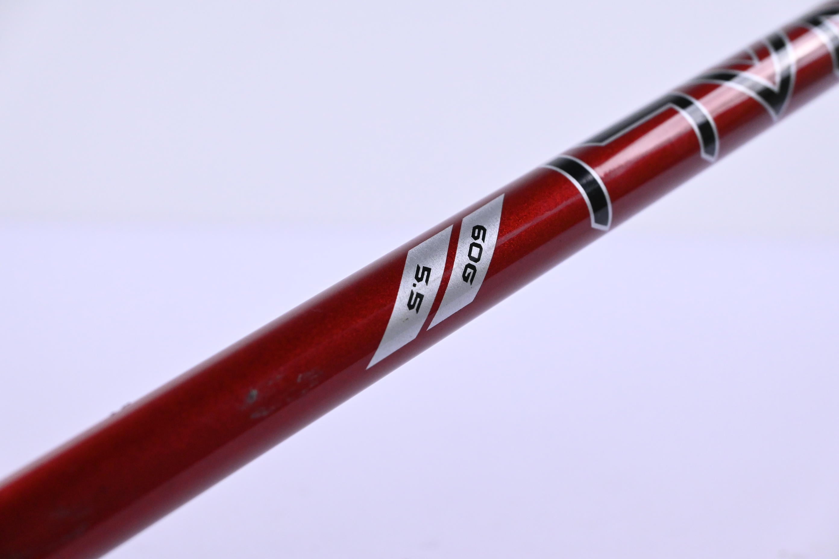 Titleist GT1 #5 Wood / 18 Degree / Regular Flex Denali Red 60 Shaft