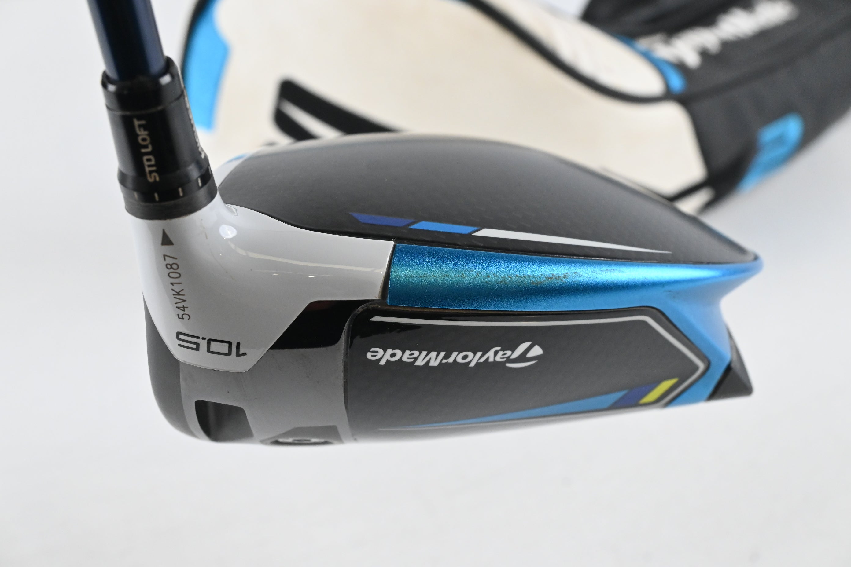 Taylormade SIM2 Max Driver / 10.5 Degree / Stiff Flex Ventus Blue 5 Shaft