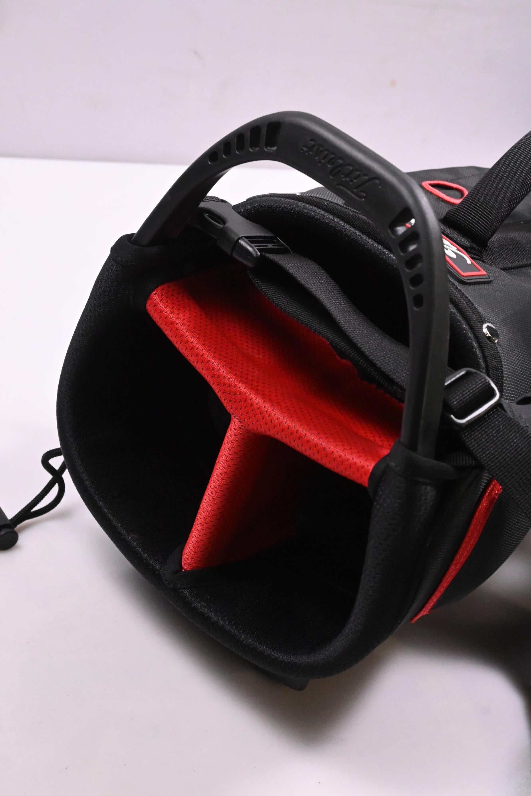 Titleist Carry Pencil Bag / 3-Way Divider / Black