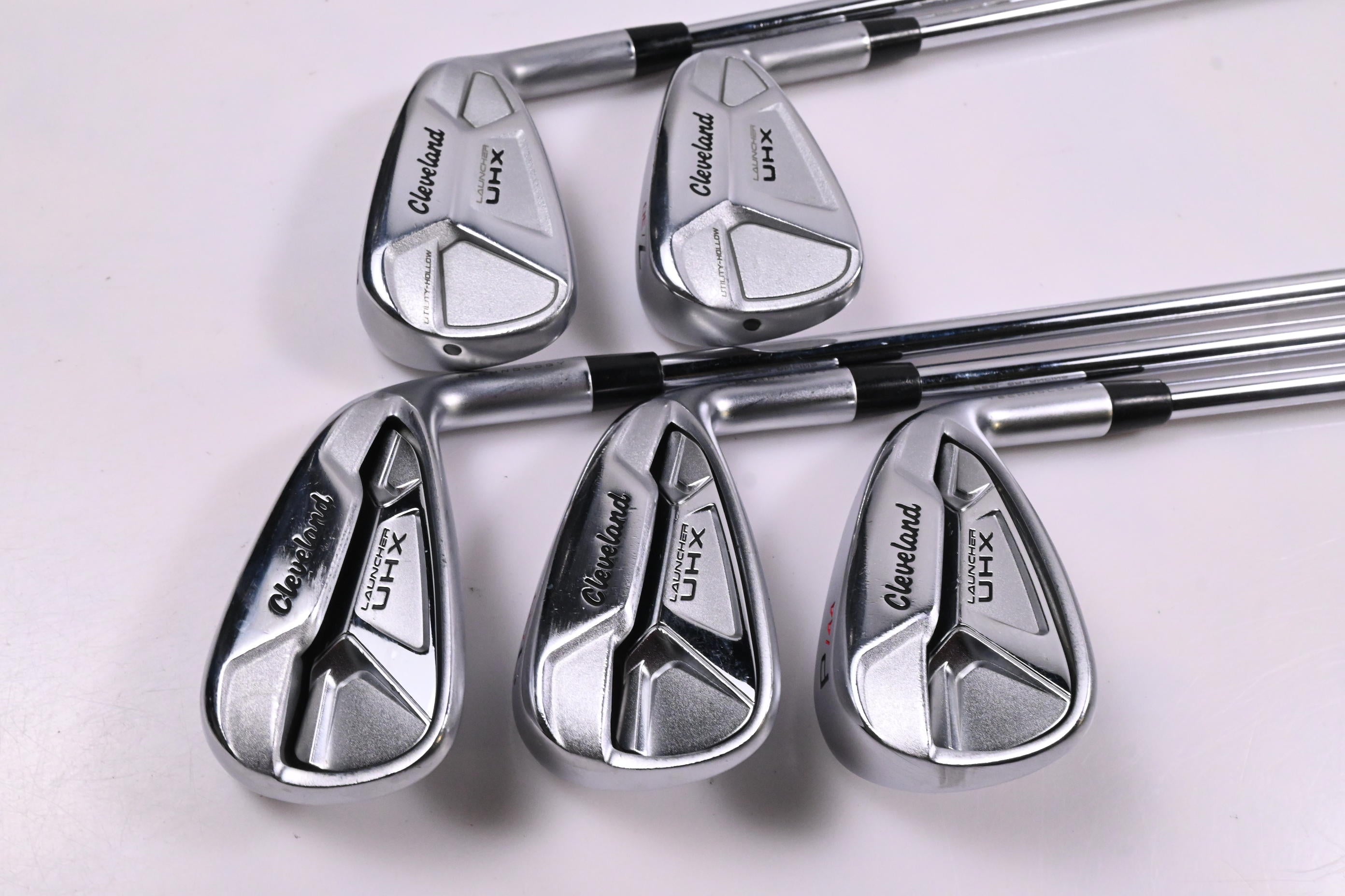 Cleveland Launcher UHX Irons / 6-PW / Regular Flex Dynamic Gold DST 98 R300
