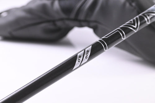 Cobra DS-Adapt LS Driver / 9 Degree / Stiff Flex Denali Black 60 Shaft