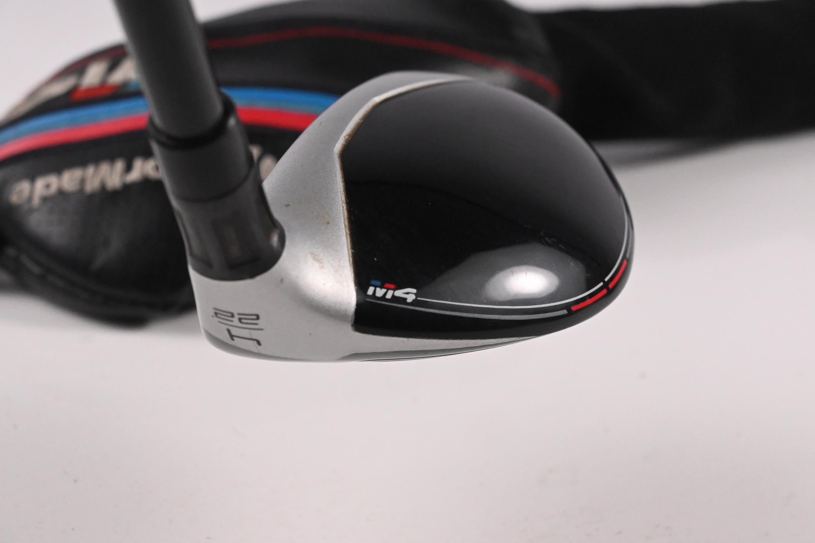 Taylormade M4 #4 Hybrid / 22 Degree / Regular Flex Fujikura Atmos Red 6 Shaft