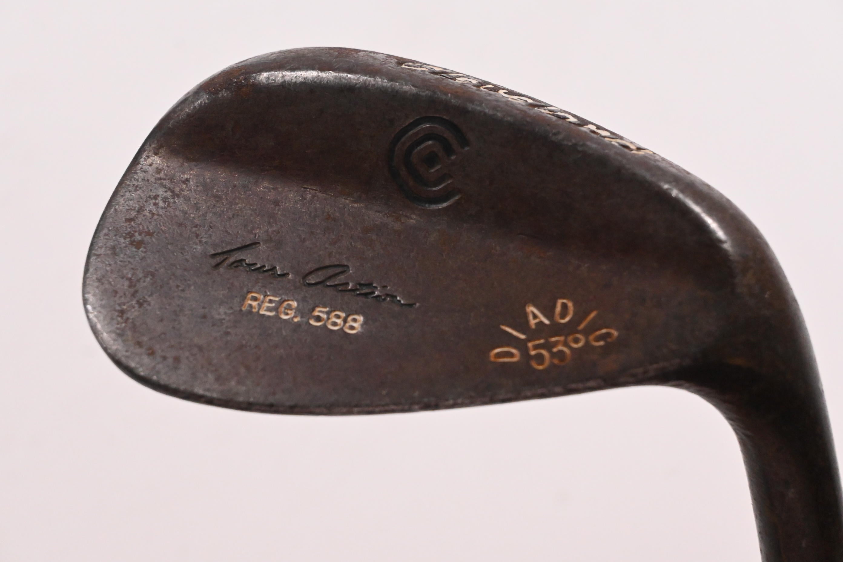 Cleveland 588 Tour Action Gap Wedge / 53 Degree / Wedge Flex Dynamic Gold