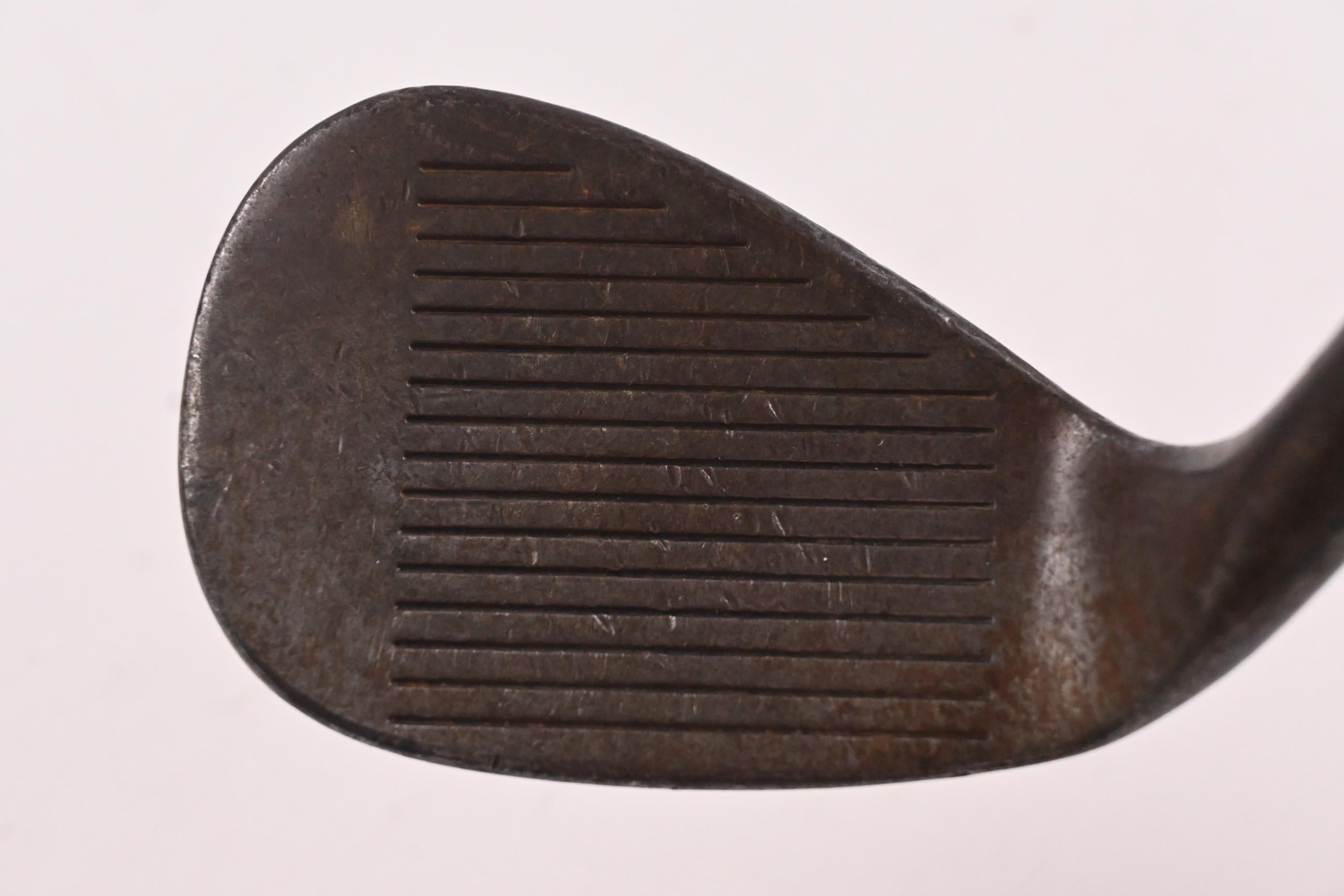 Cleveland 588 Tour Action Gap Wedge / 53 Degree / Wedge Flex Dynamic Gold