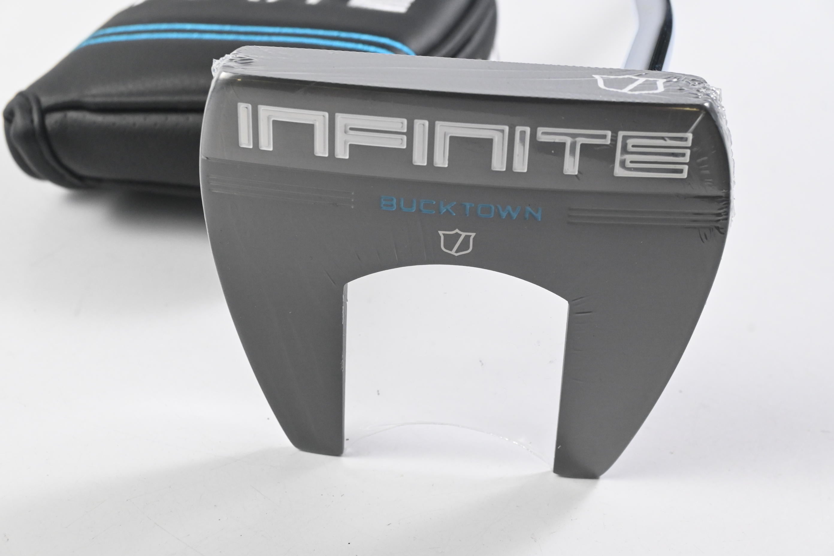 Ladies Wilson Infinite Bucktown Putter / 33 Inch
