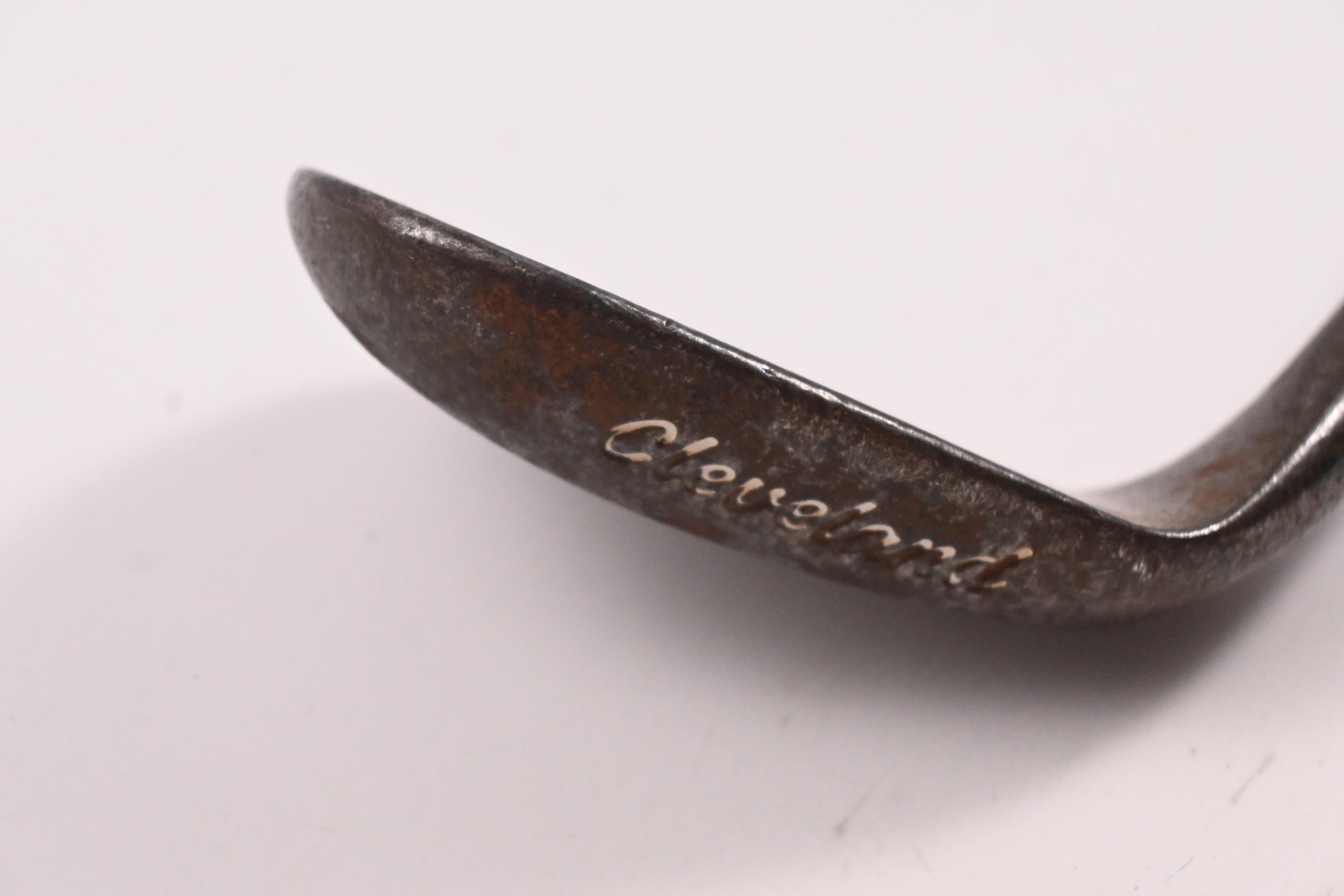 Cleveland 588 Tour Action Gap Wedge / 53 Degree / Wedge Flex Dynamic Gold