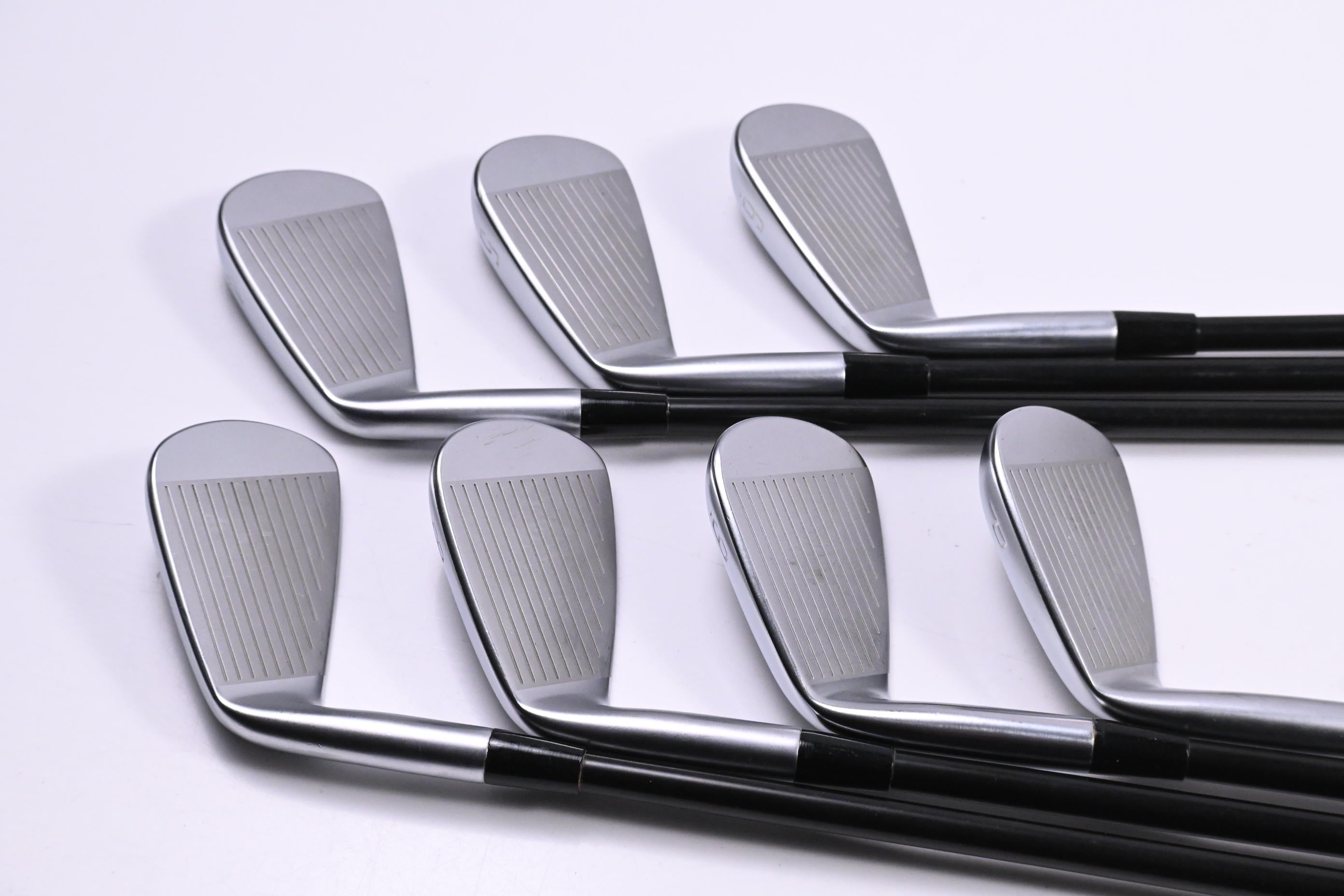 Mizuno JPX 923 Tour Irons / 4-PW / Stiff Flex Project X LZ Shafts