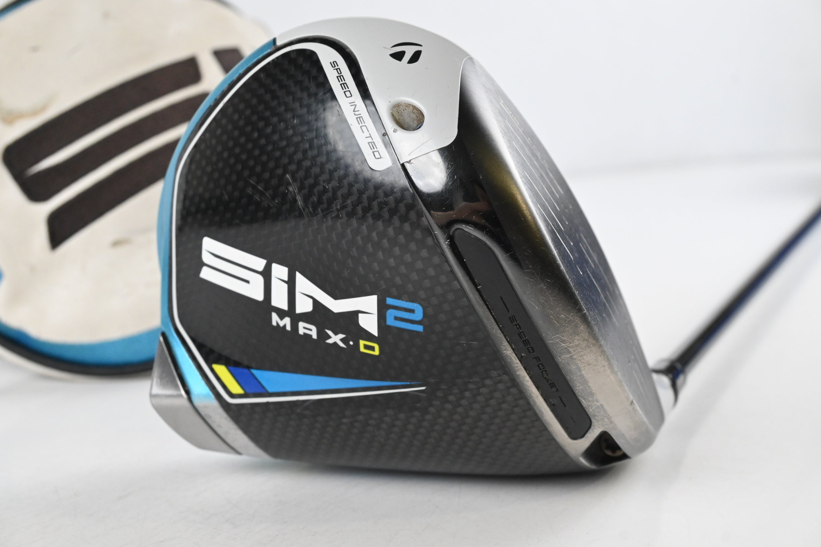 Taylormade SIM2 Max D Driver / 10.5 Degree / Stiff Flex Kai'li Blue 60 Shaft