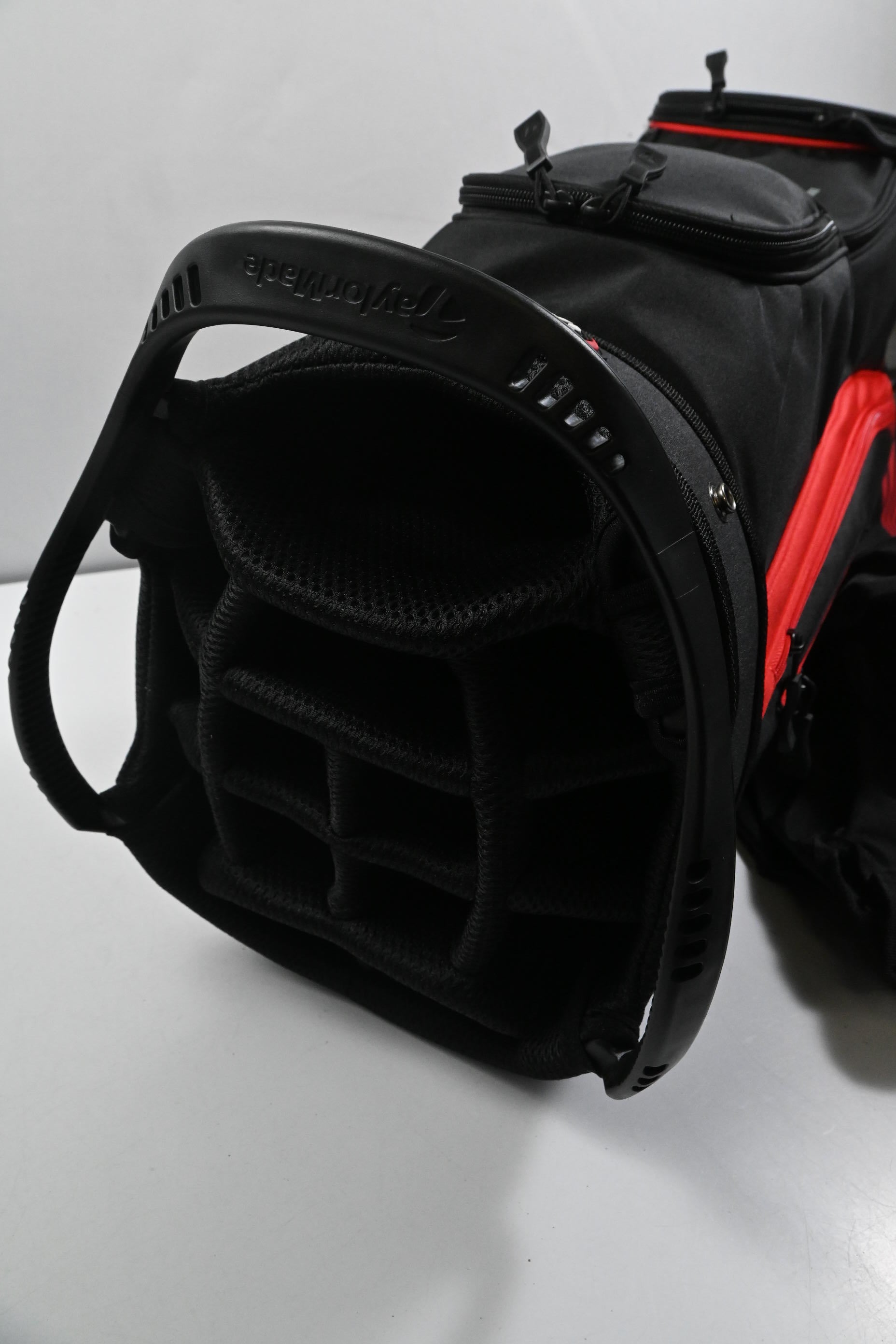 Taylormade RBZ Cart Bag / 14-Way Divider / Black & Red