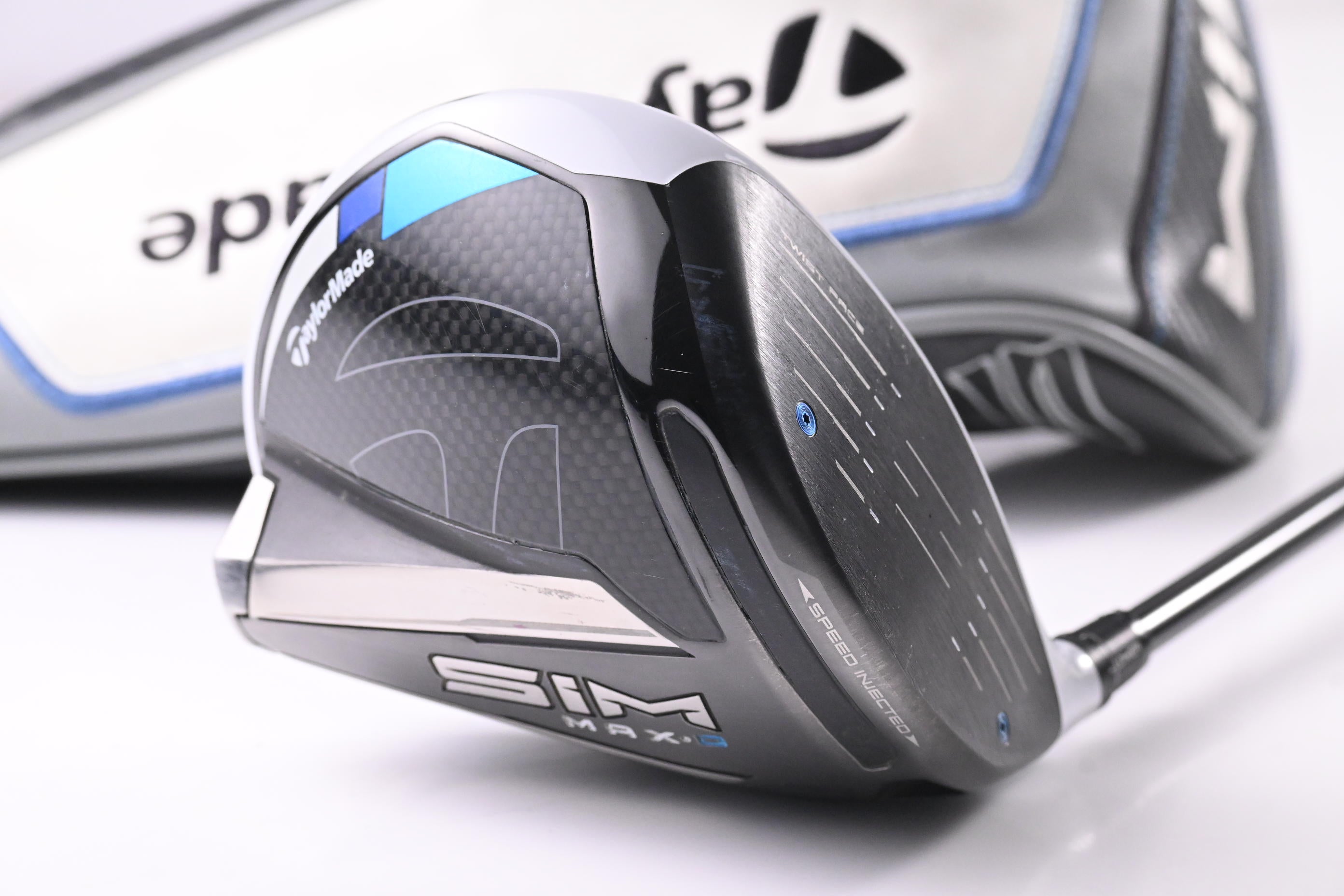Taylormade SIM Max D Driver / 10.5 Degree / Regular Flex Ventus Red 5 Shaft