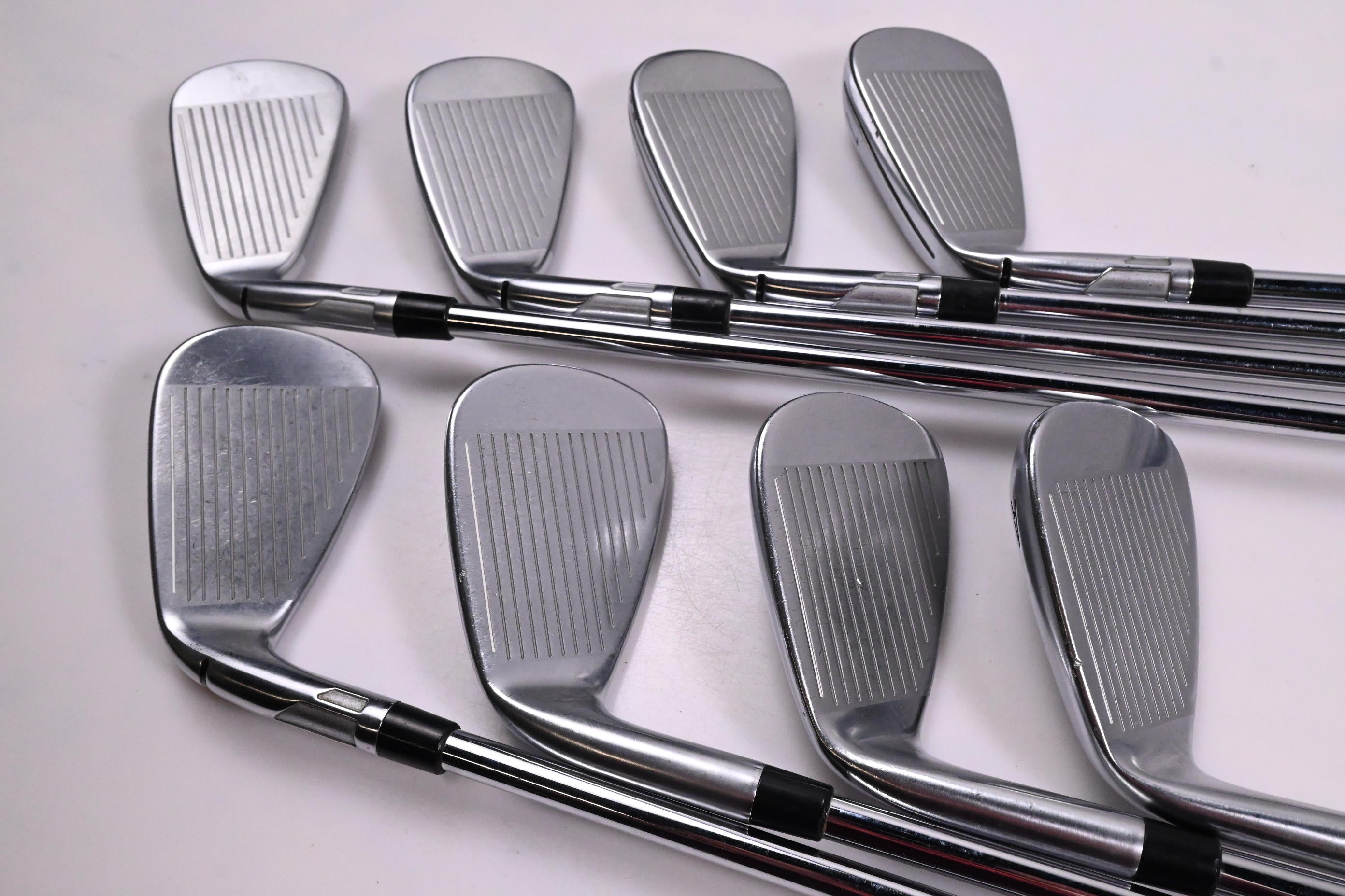 Taylormade Qi Irons / 4-PW+GW / Regular Flex KBS MAX MT 85 Shafts