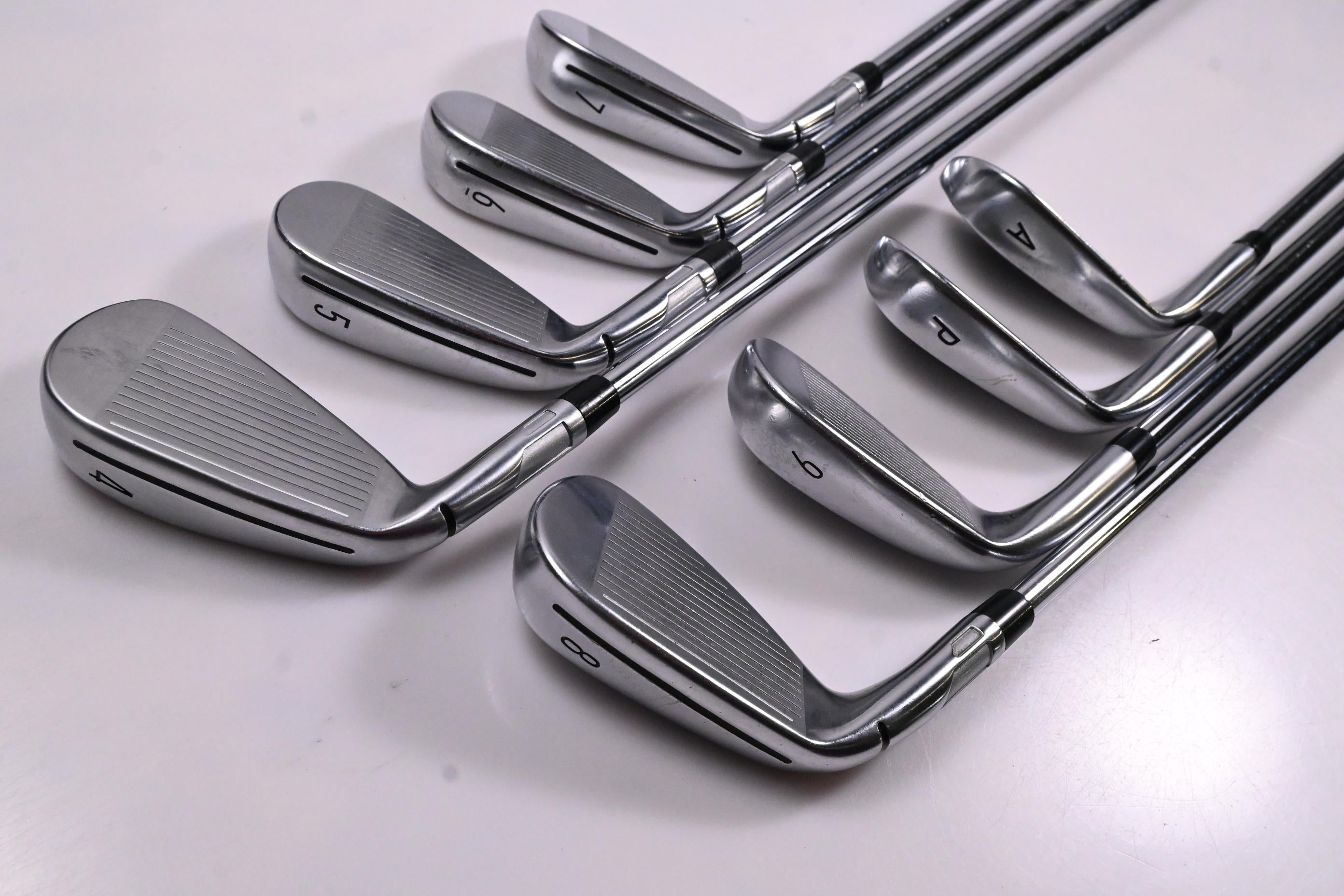 Taylormade Qi Irons / 4-PW+GW / Regular Flex KBS MAX MT 85 Shafts