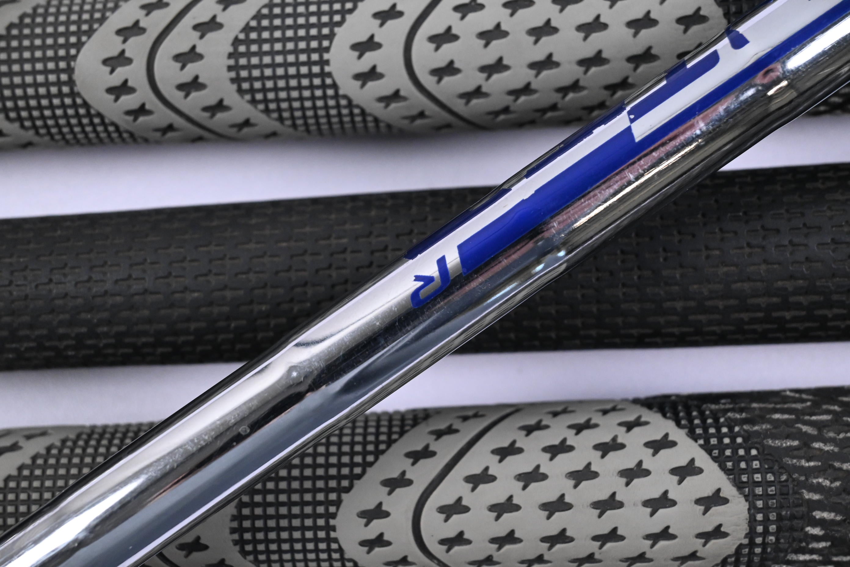Ping i500 Irons / 5-PW / Blue Dot / Regular Flex Ping AWT 2.0 Shafts