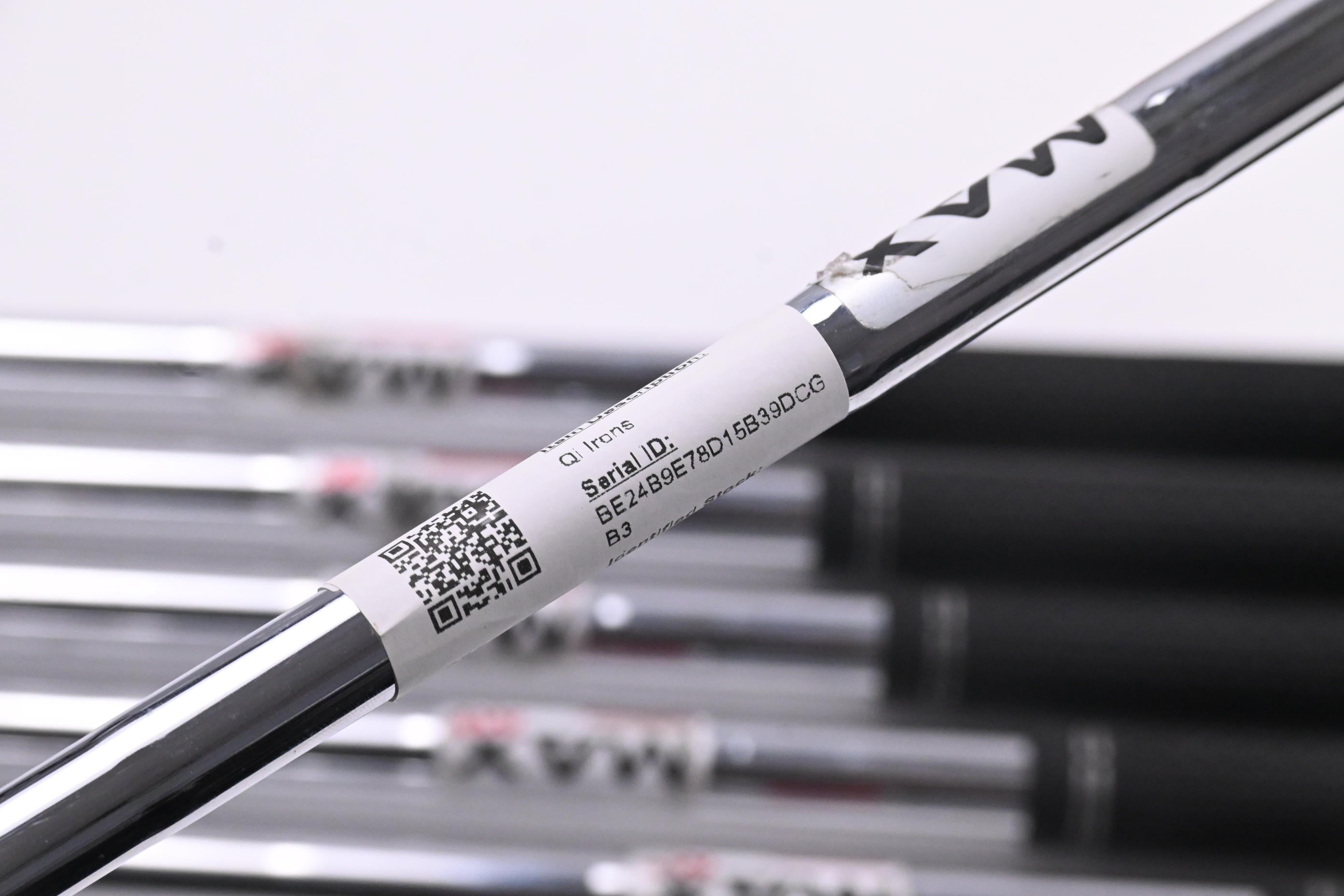 Taylormade Qi Irons / 5-PW / Regular Flex KBS MAX MT 85 Shafts