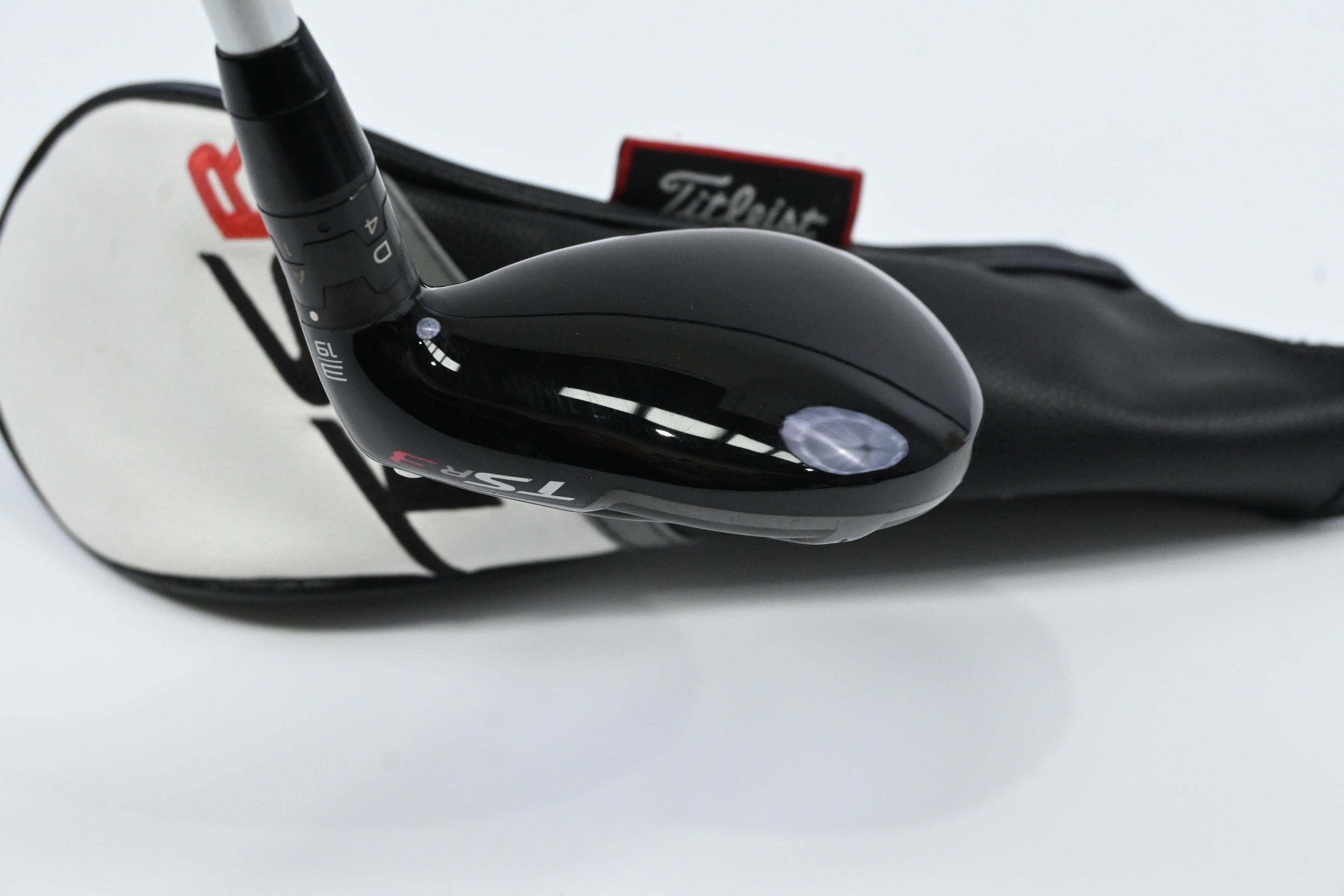 Titleist TSR3 #3 Hybrid / 19 Degree / Regular Flex Aldila Rogue Black 85 Shaft