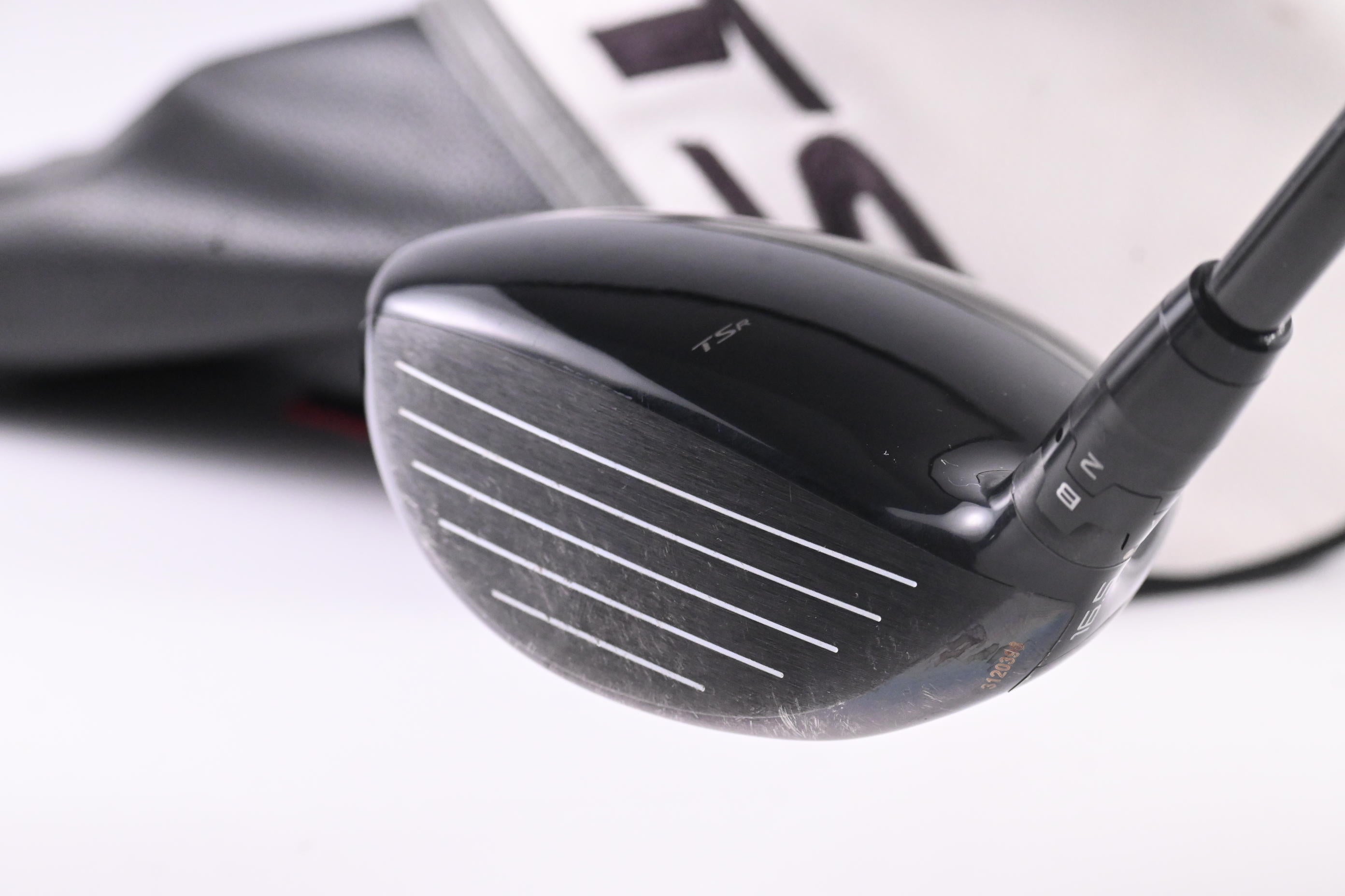 Titleist TSR2 #3 Wood / 16.5 Degree / Lite Flex Mitsubishi Diamana Red M+ 60