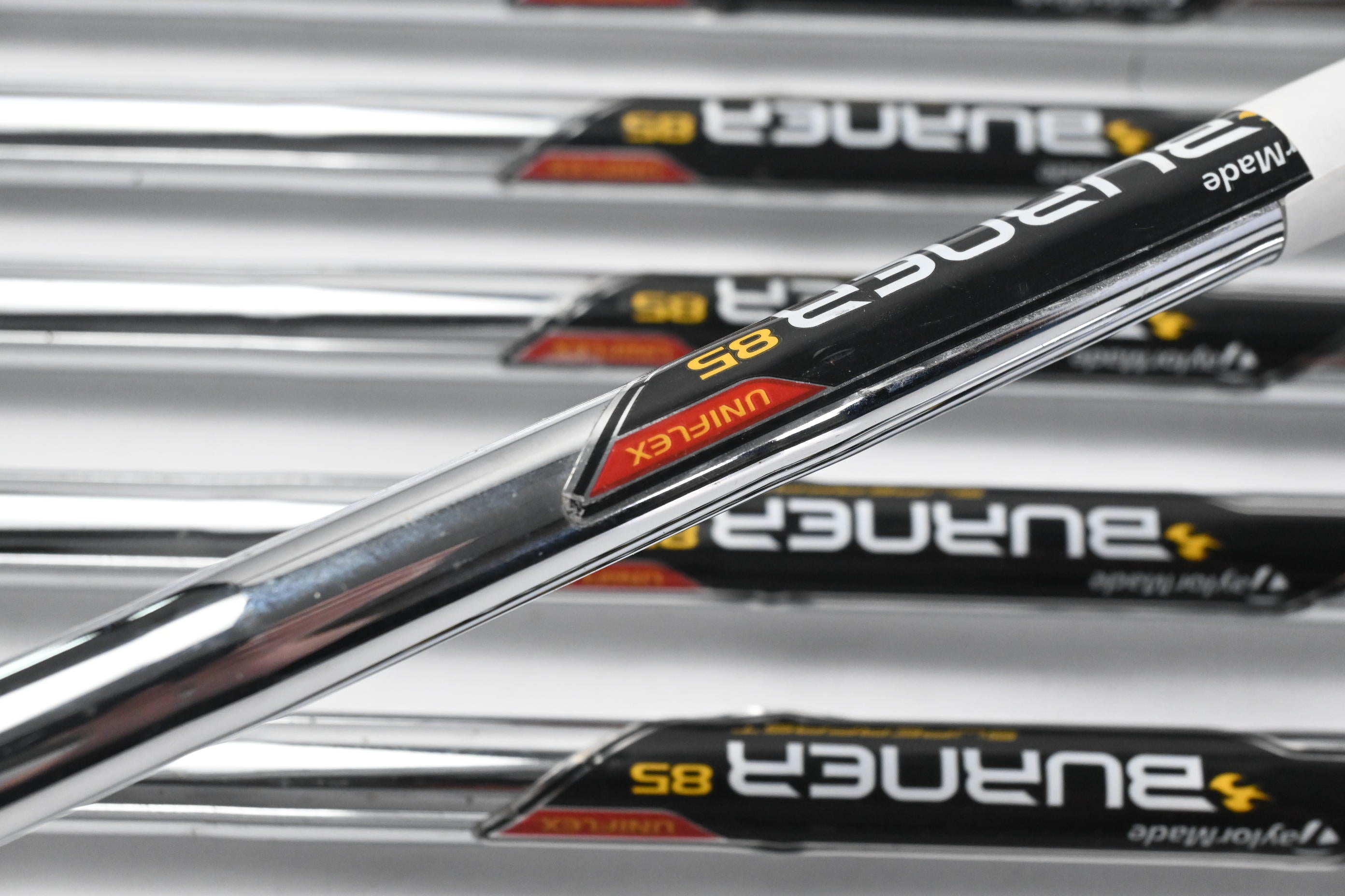 Taylormade Burner OS Irons / 4-PW+SW / Uniflex Burner 85 Shafts