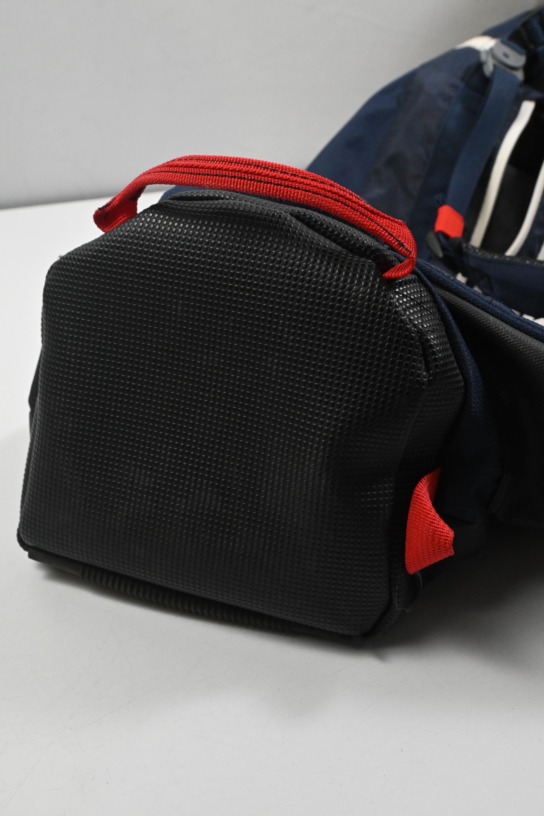 Ping Moonlite Pencil Bag / 4-Way Divider / Navy & Red