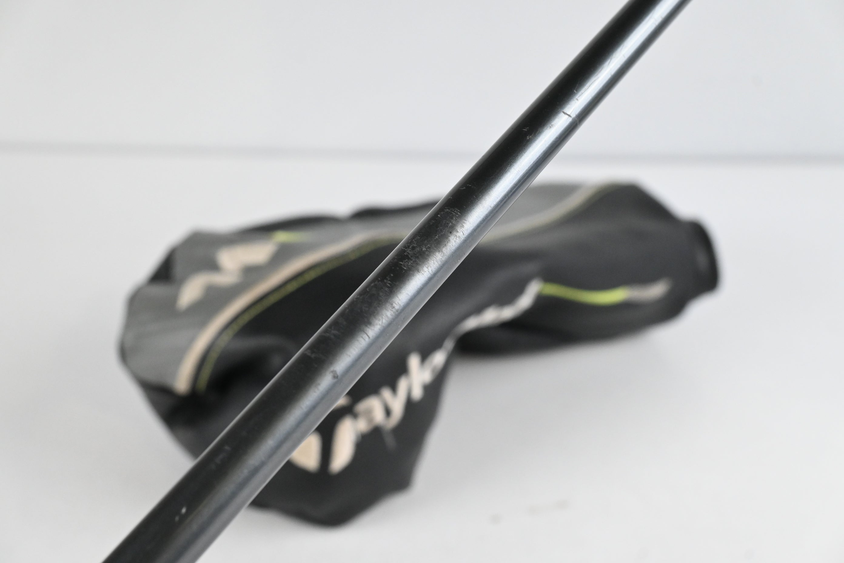 Taylormade M2 2017 Driver / 10.5 Degree / Senior Flex Matrix Ozik White Tie 45