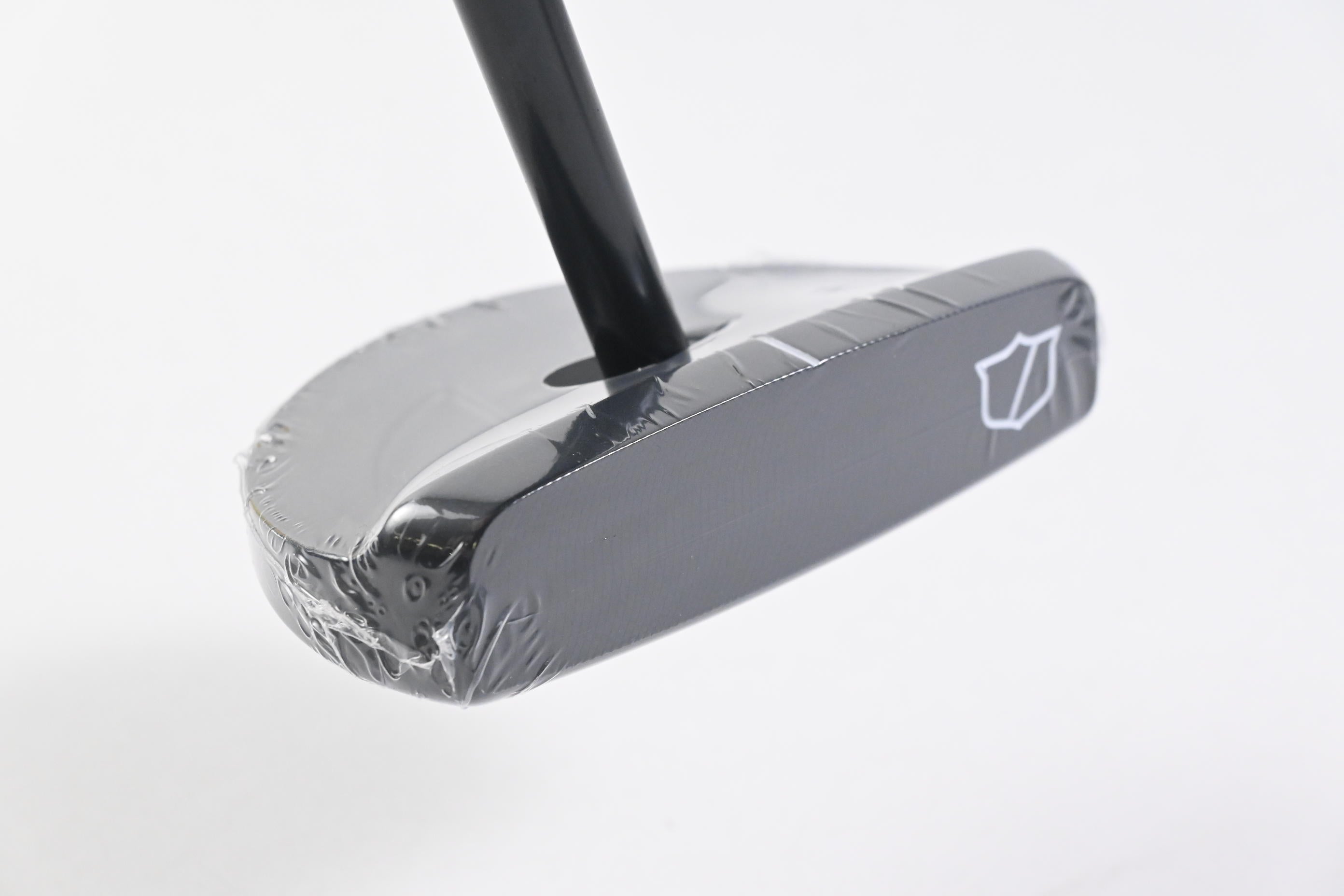 Left Hand Wilson Infinite Lake View Zero Torque Putter / 34 Inch