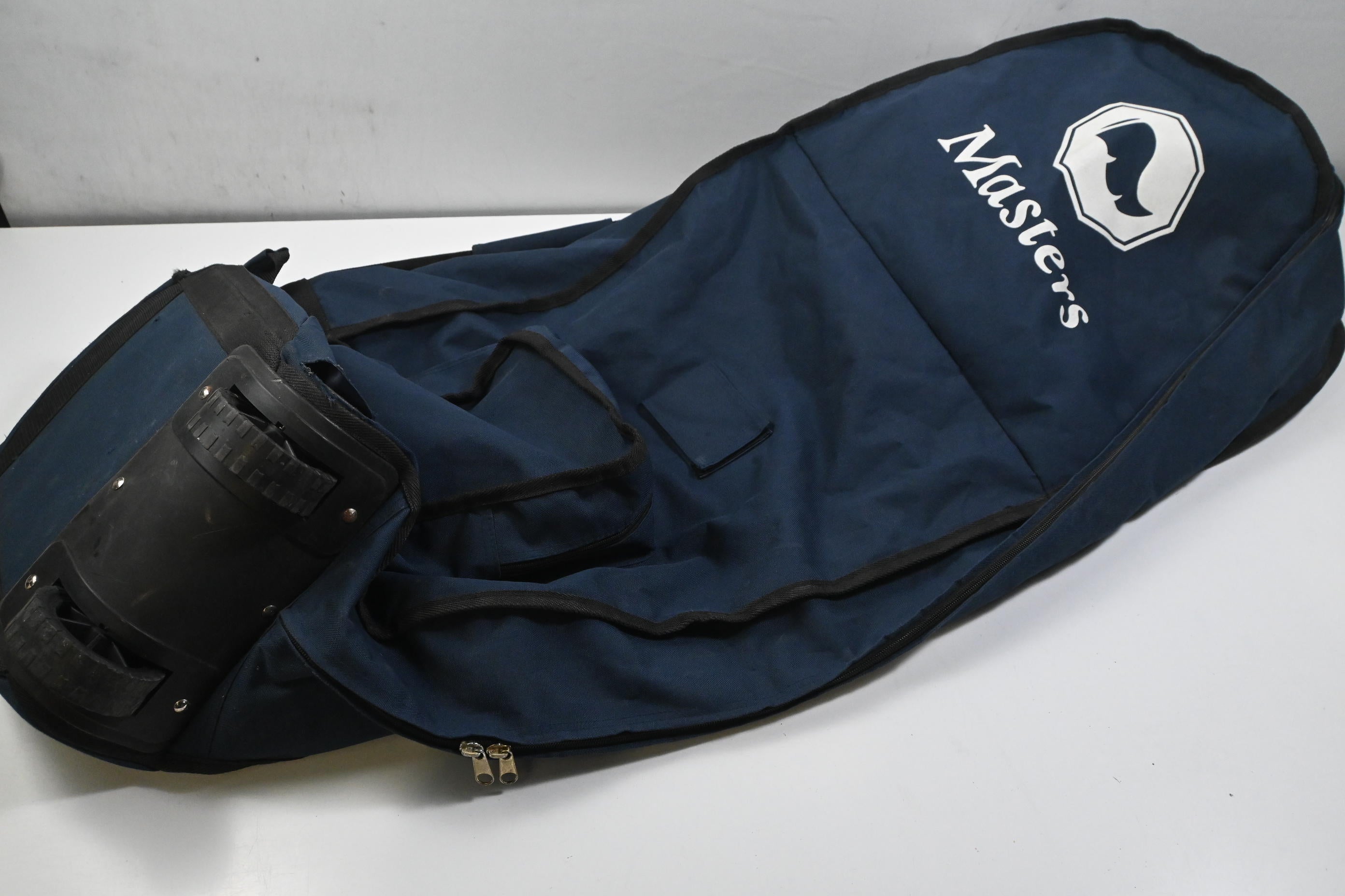 Masters Travel Bag / Navy & White