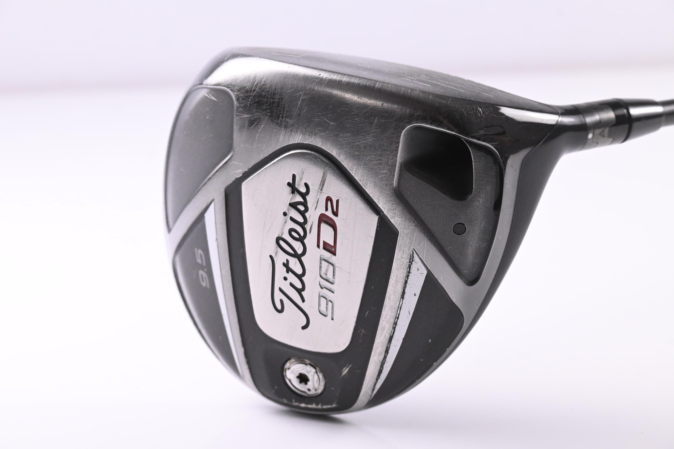 Titleist 910 D2 Driver / 9.5 Degree / Stiff Flex Aldila RIP 60 Shaft