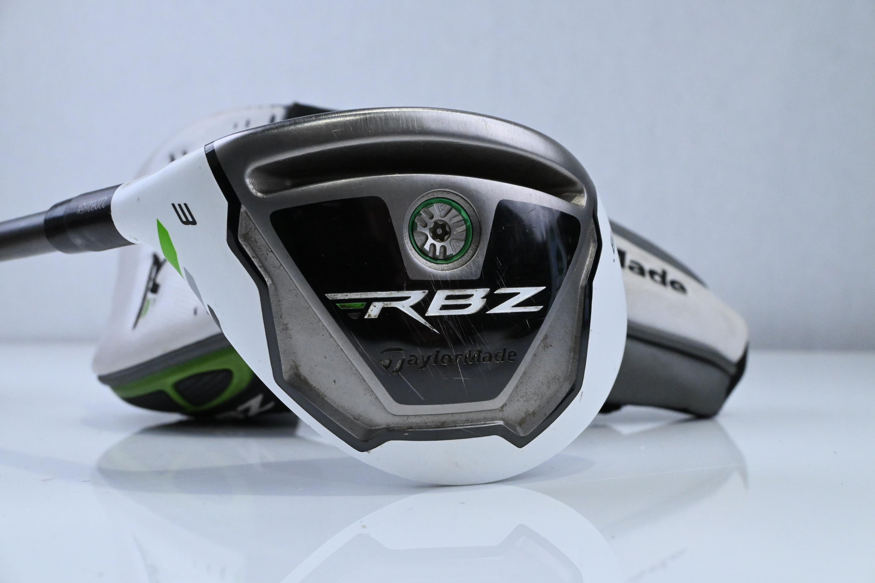 Left Hand Taylormade RBZ #3 Hybrid / 19 Degree / Regular Flex Taylormade RBZ 65