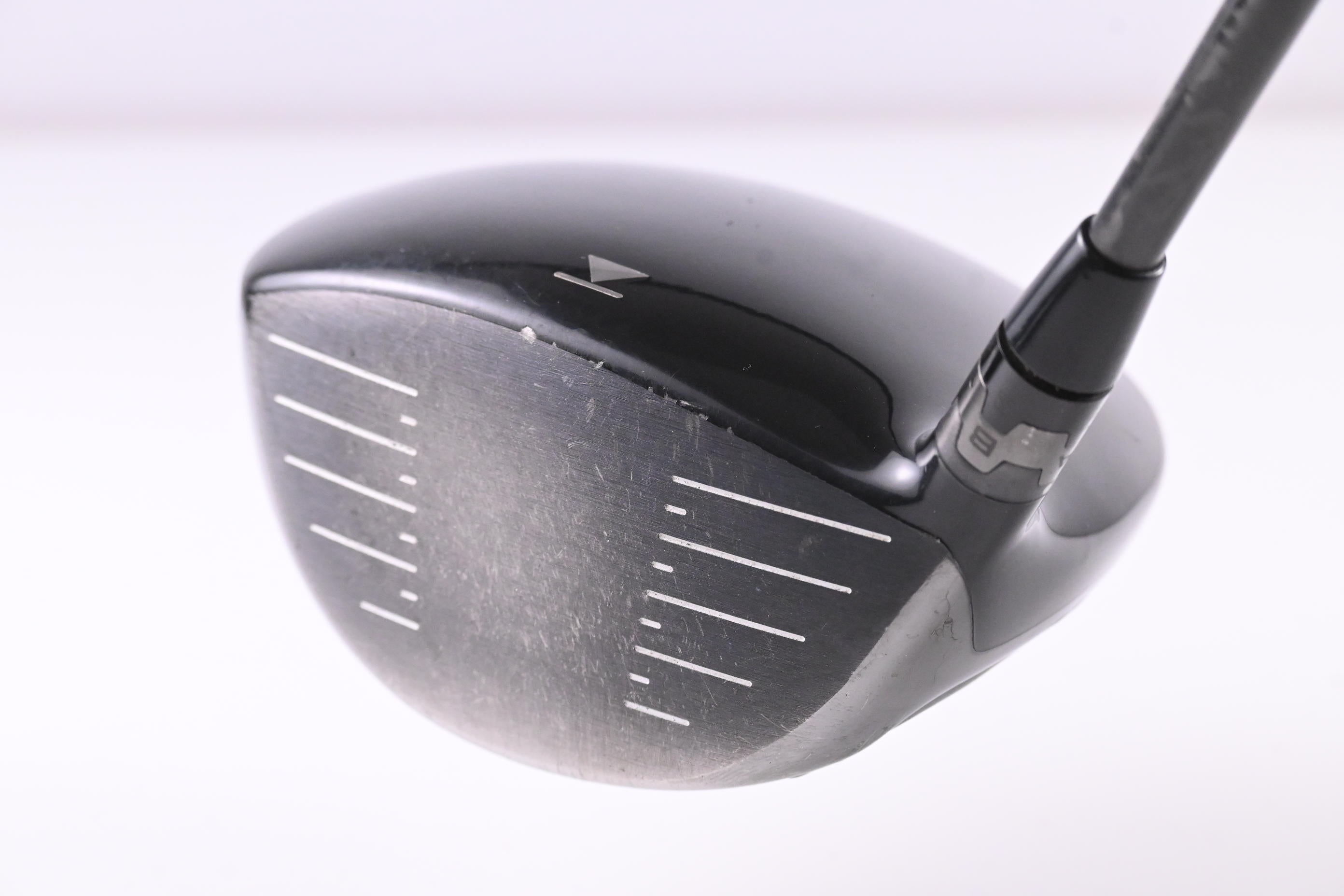 Titleist 910 D2 Driver / 9.5 Degree / Stiff Flex Aldila RIP 60 Shaft
