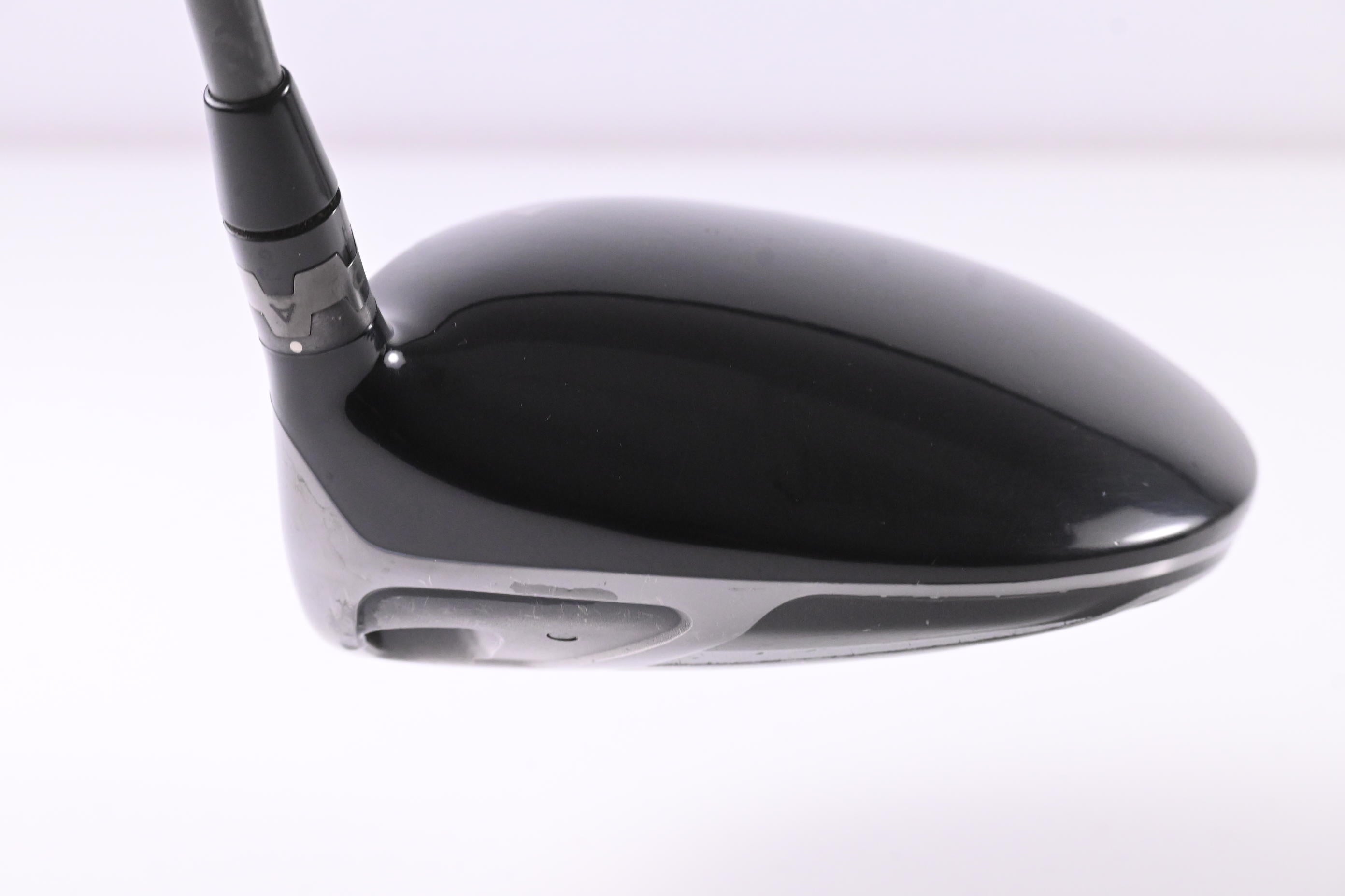 Titleist 910 D2 Driver / 9.5 Degree / Stiff Flex Aldila RIP 60 Shaft