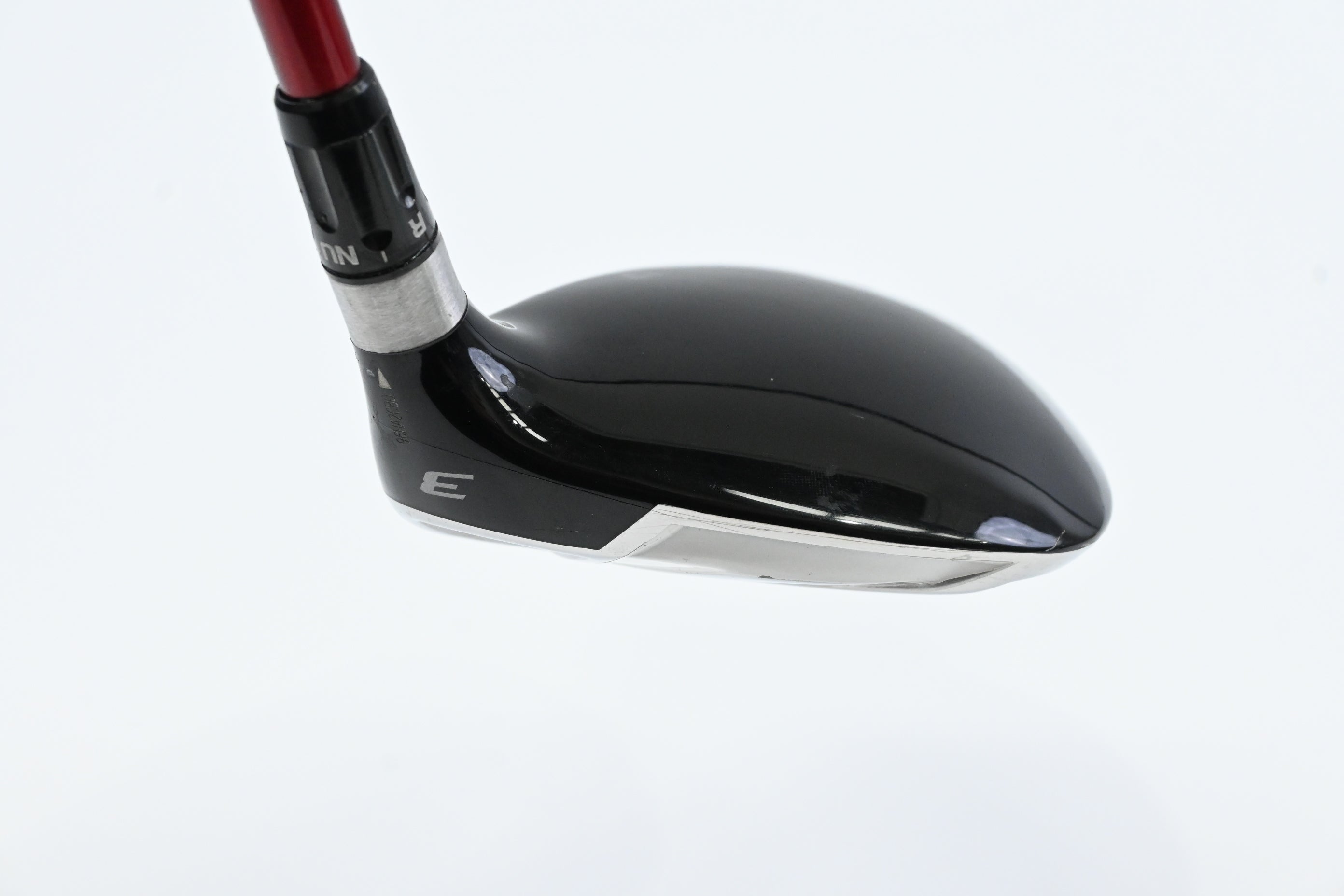 Taylormade R9 #3 Wood / 15 Degree / Stiff Flex Fujikura Motore 70 Shaft