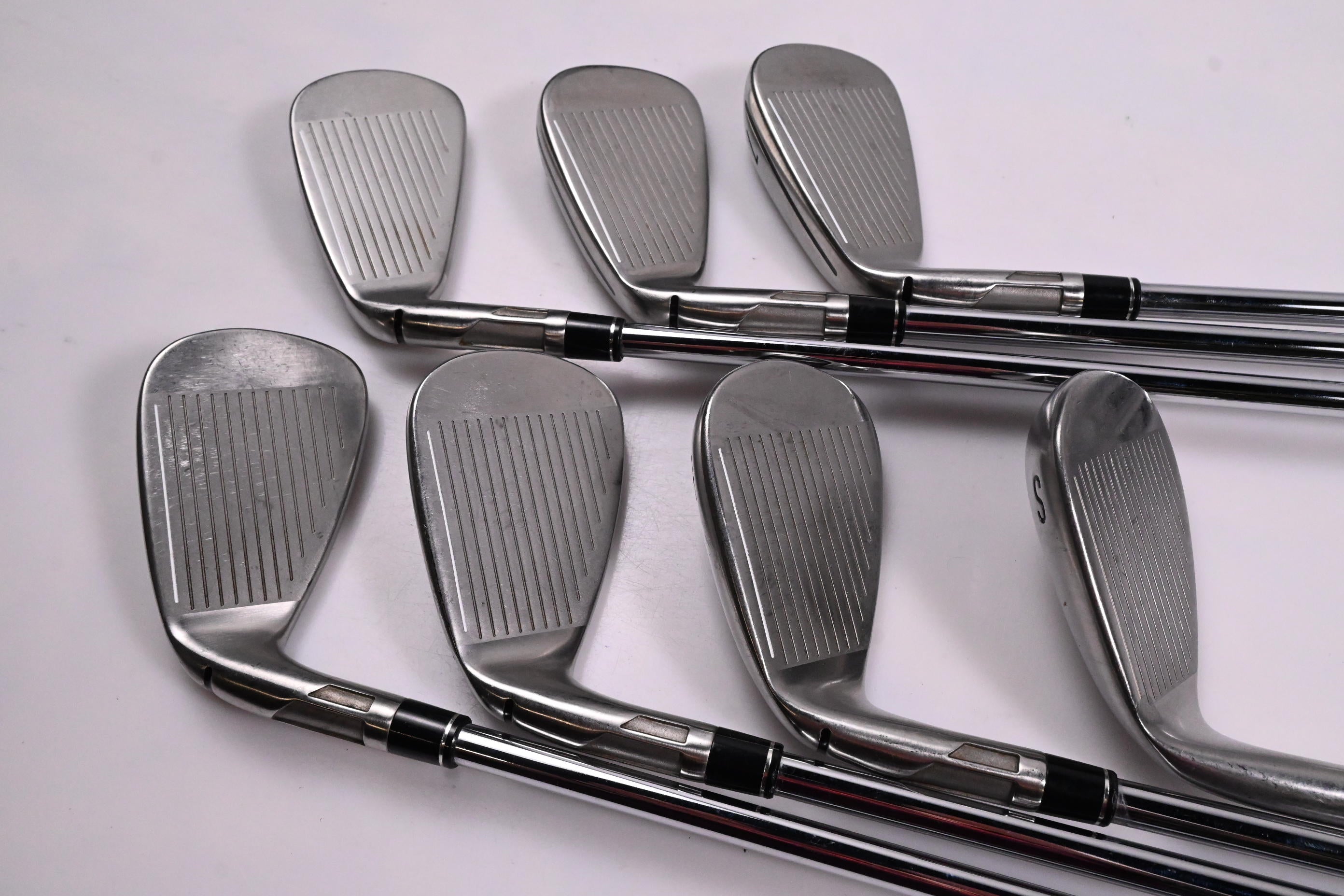 Taylormade Stealth Irons / 5-PW+SW / Regular Flex KBS MAX MT 85 Shafts