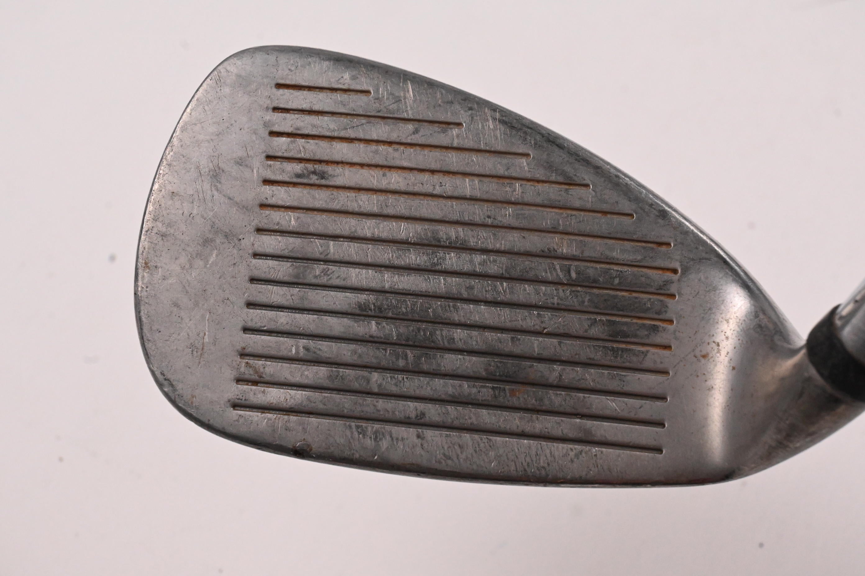 Wilson Deep Red II Sand Wedge / 56 Degree / Regular Flex Wilson Step Control