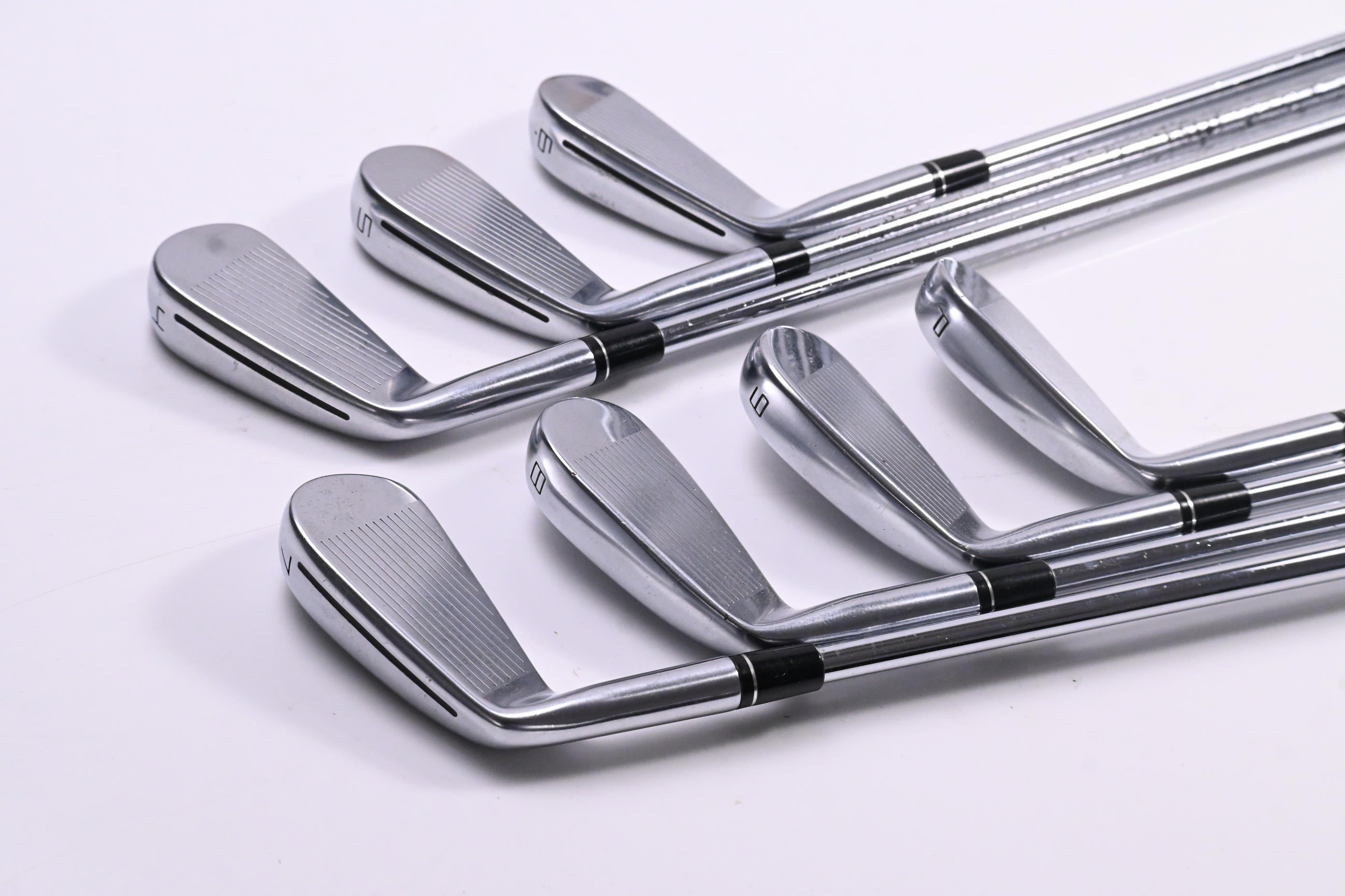 Taylormade P790 2017 Irons / 4-PW / Stiff Flex Project X Rifle Shafts