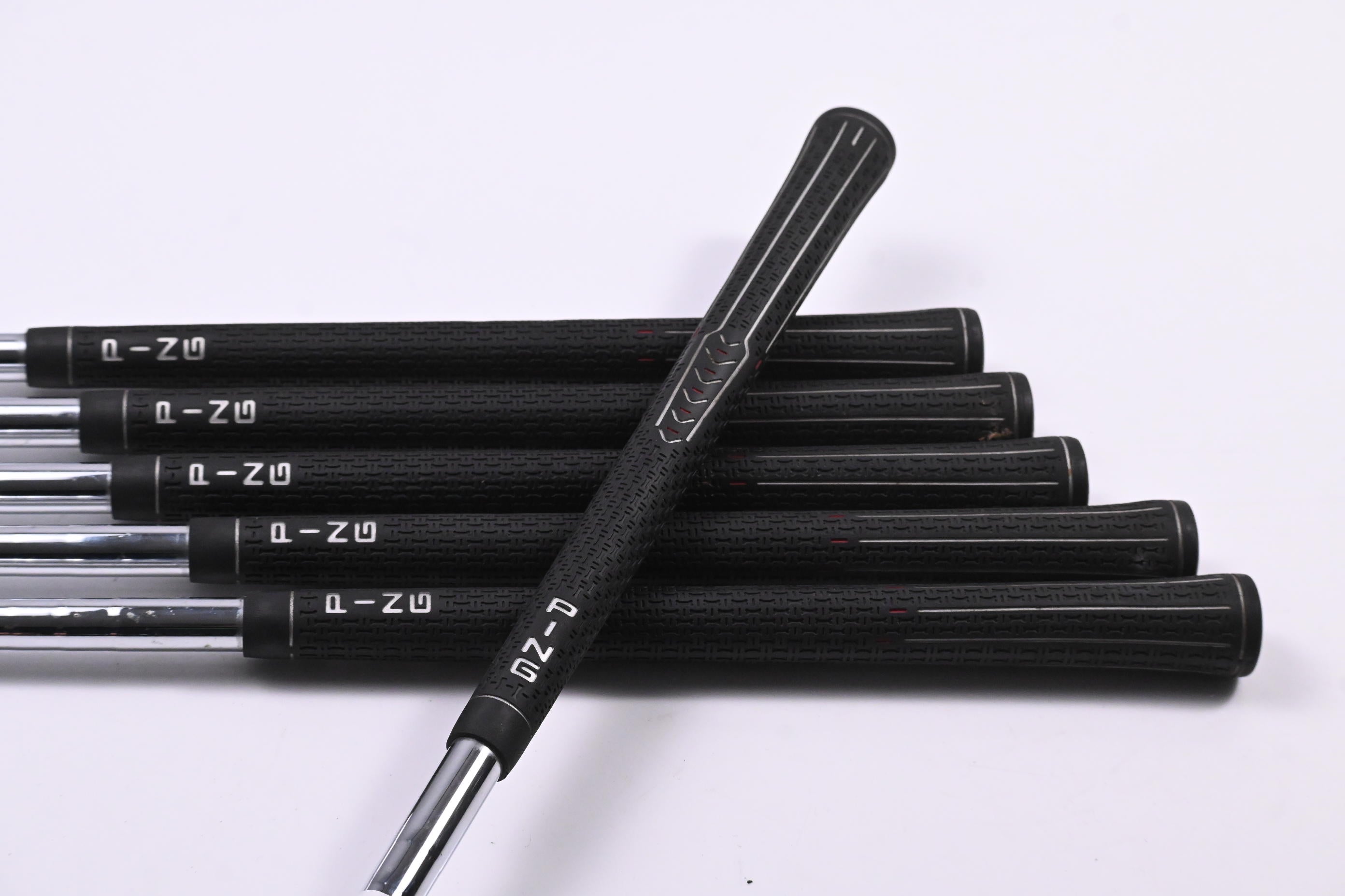 Ping G15 Irons / 4-9i / Green Dot / Regular Flex Ping AWT Shafts
