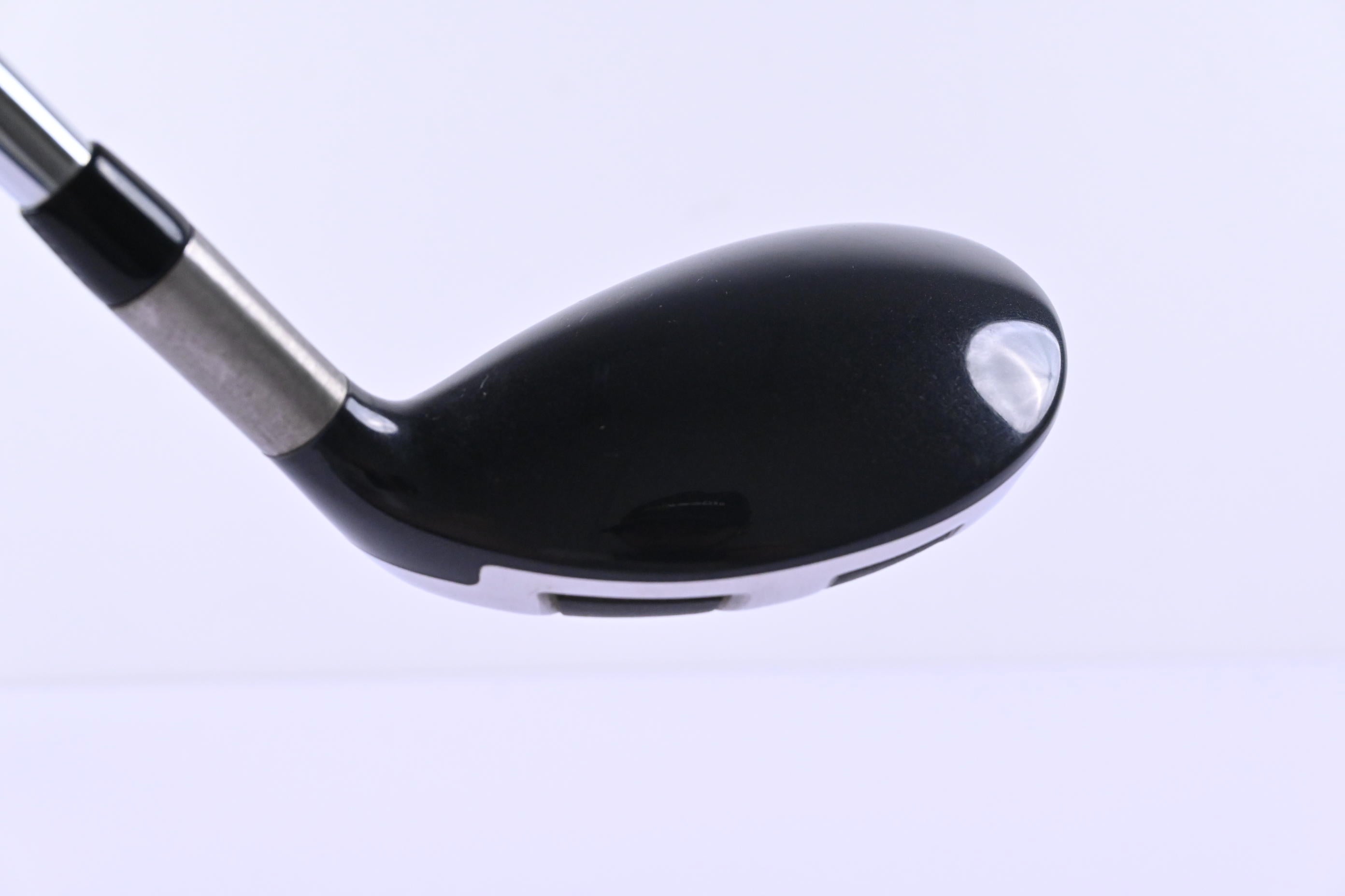 Titleist 909H #3 Hybrid / 21 Degree / Regular Flex Project X Flighted Shaft