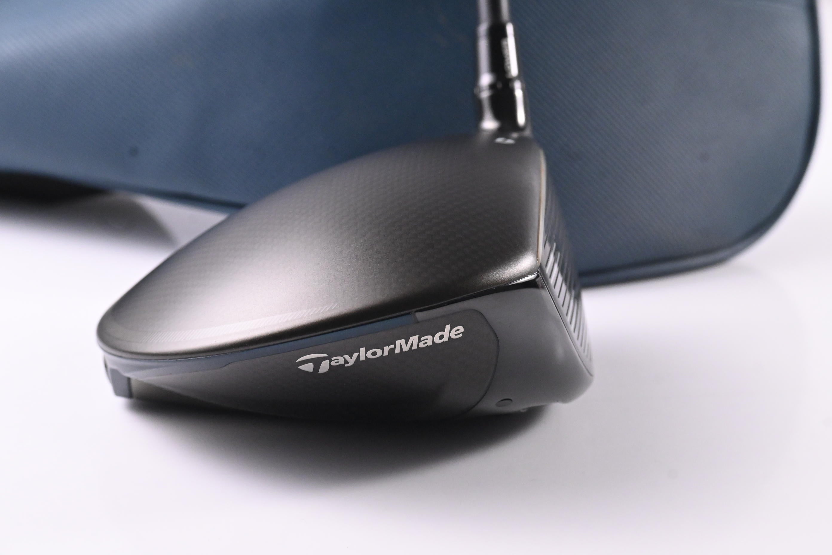Taylormade Qi4D Driver / 9 Degree / Regular Flex Tensei AV Limited Blue 65 Shaft