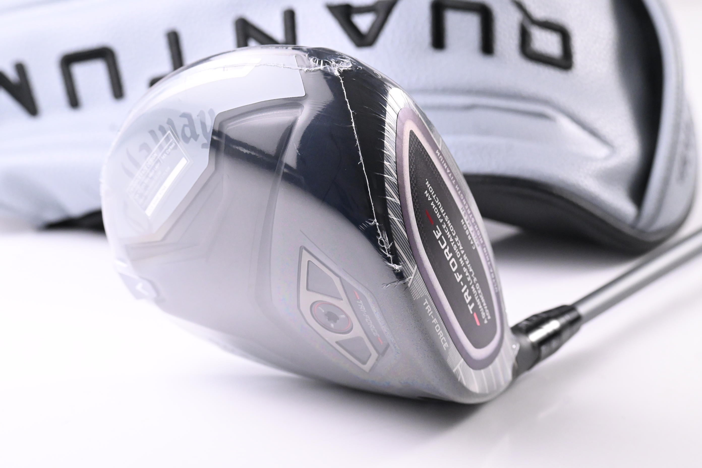 Callaway Quantum Max Driver / 10.5 Degree / Regular Flex Denali Frost Silver 50