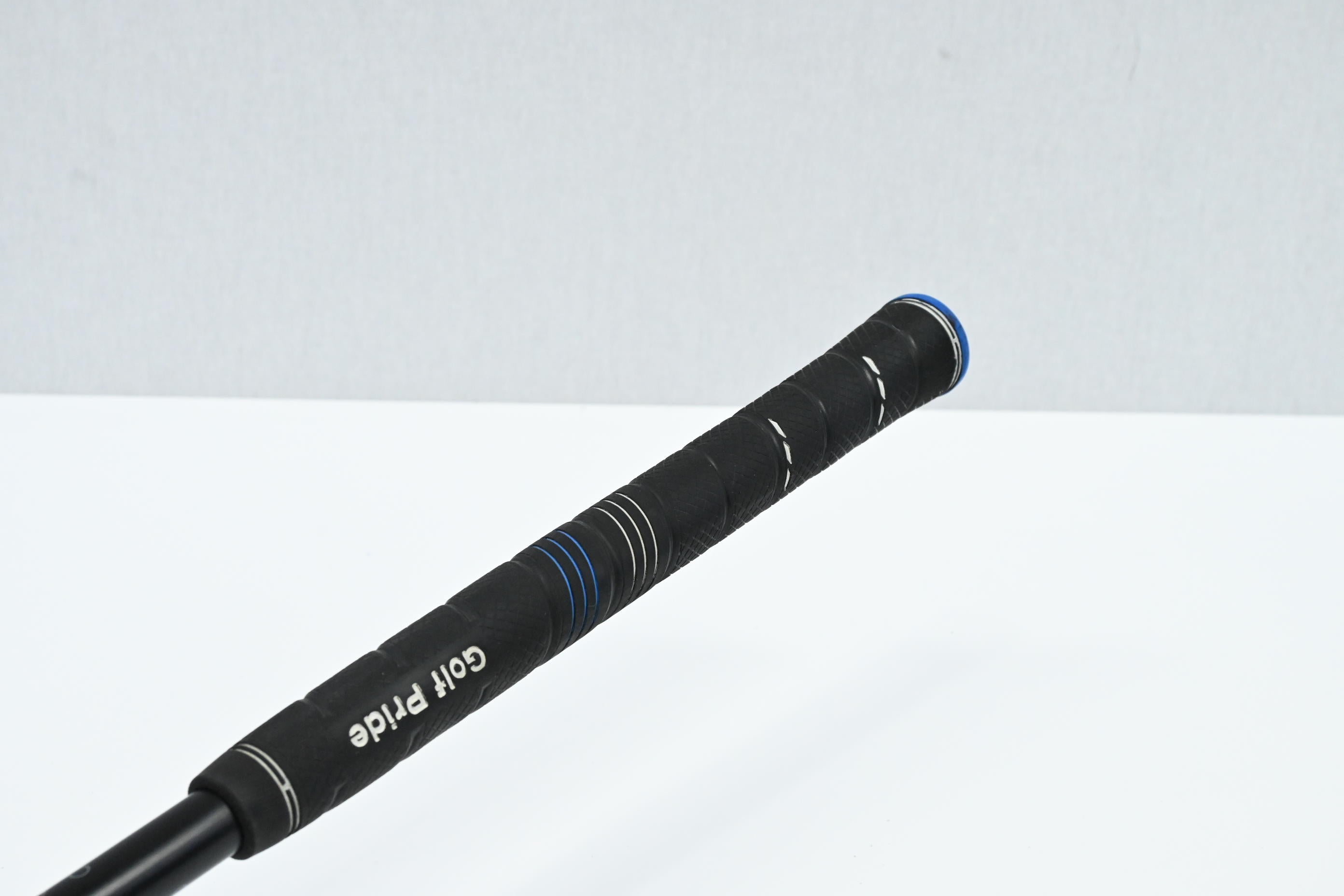 Titleist 818 H2 #3 Hybrid / 21 Degree / Regular Flex Hypersonic 5K Shaft
