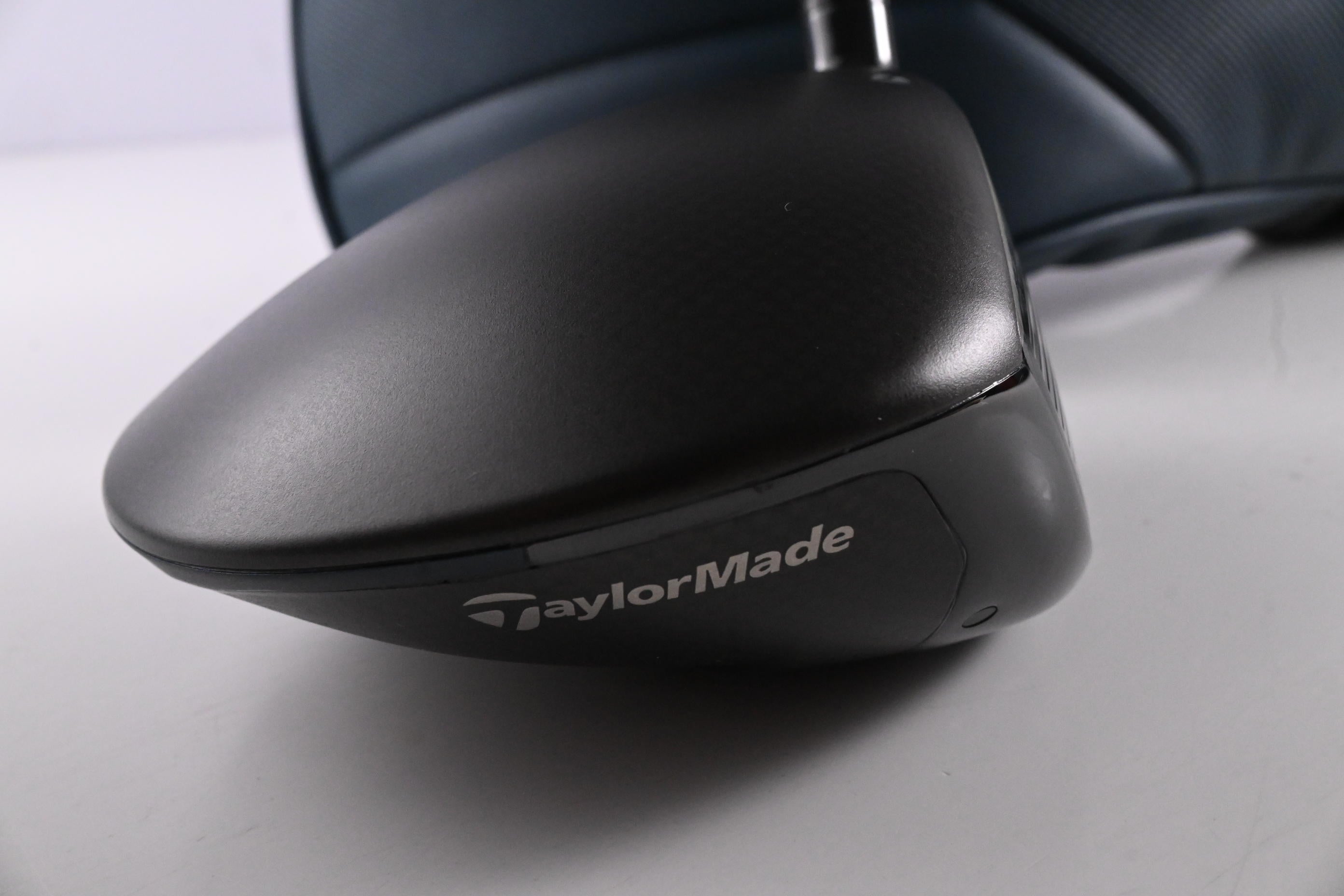 Taylormade Qi4D LS Driver / 10.5 Degree / Stiff Flex Fujikura Speeder NX TCS 50