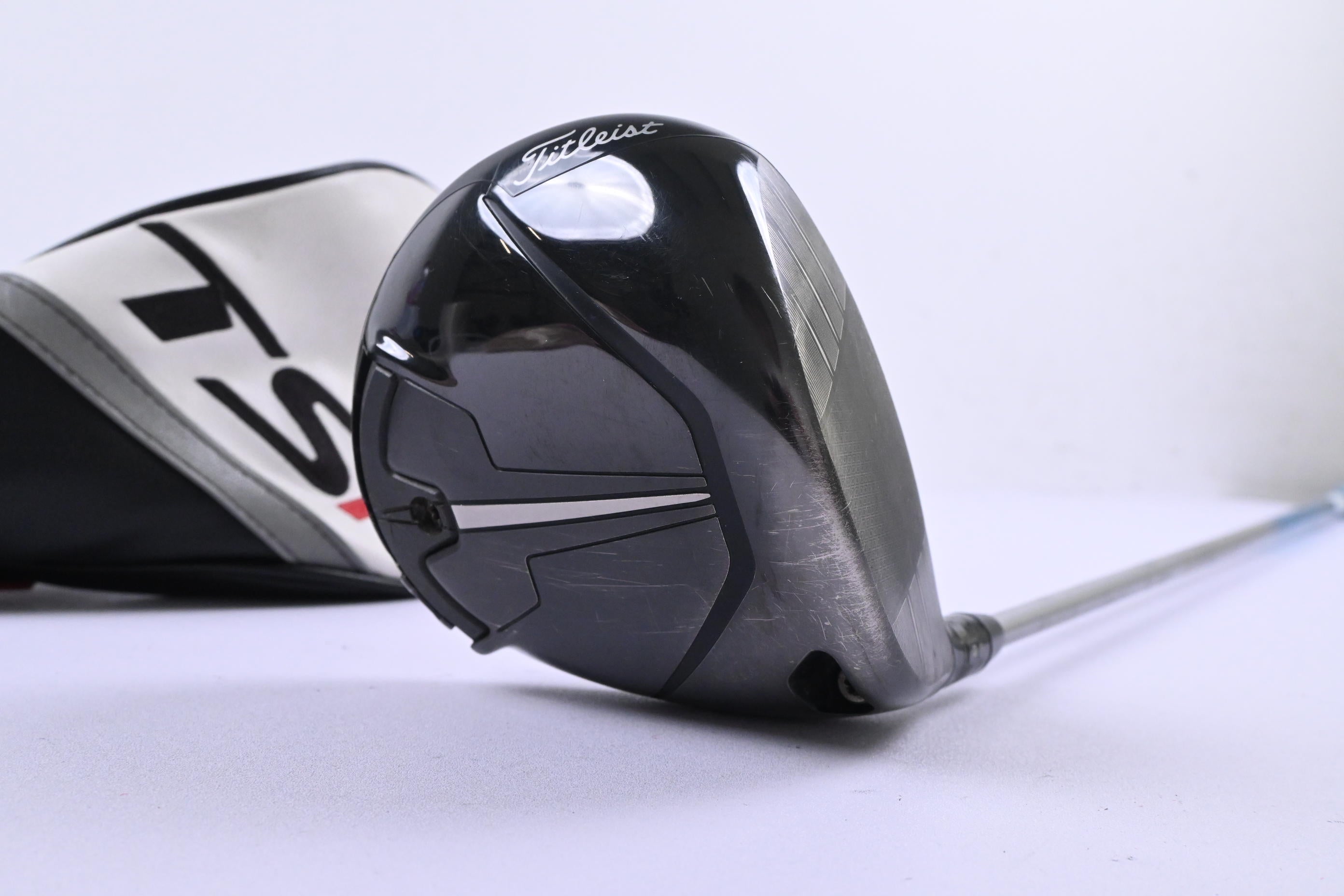 Titleist TSR3 Driver / 10 Degree / Stiff Flex Graphite Design Tour AD UB-5