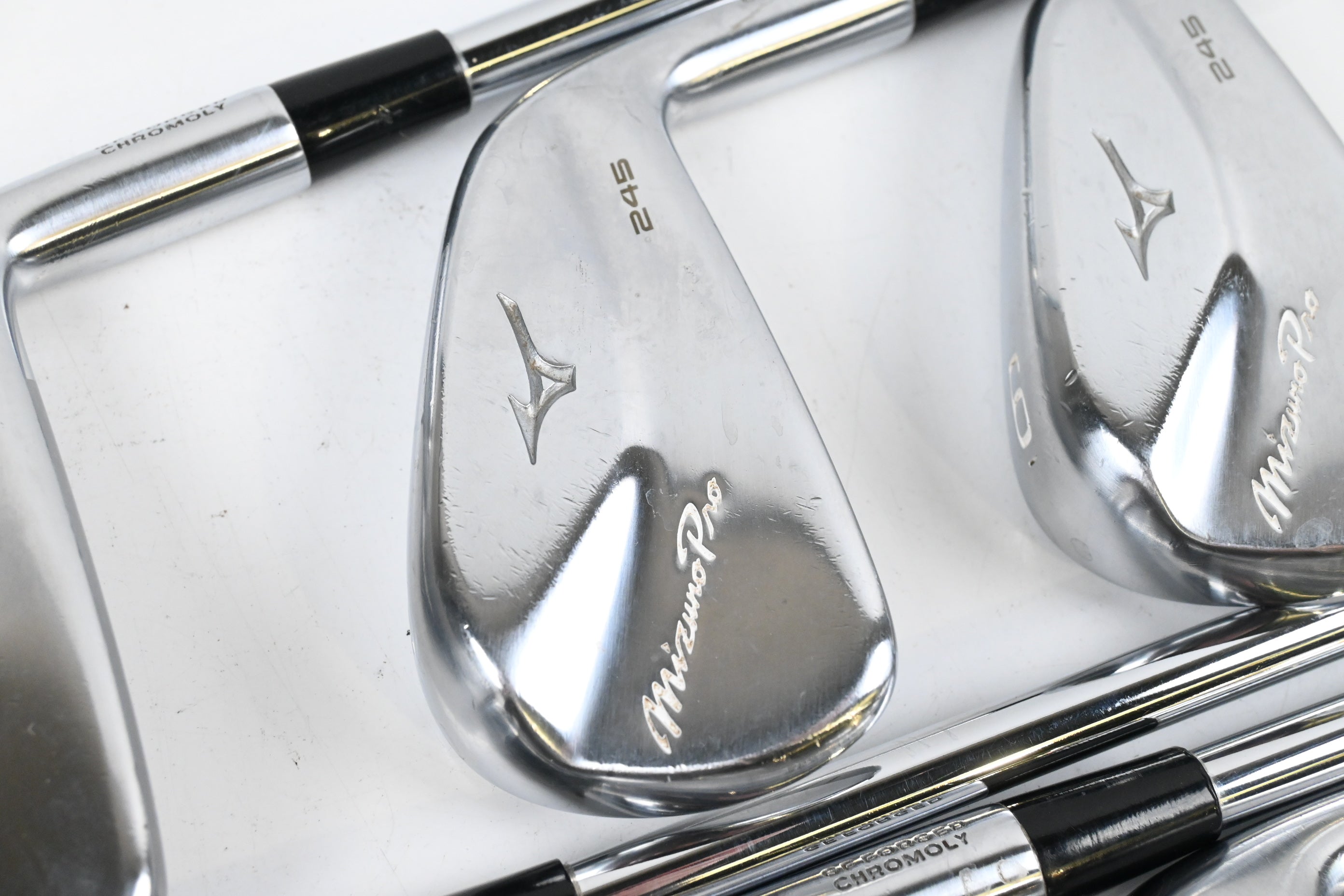 Mizuno Pro 245 Irons / 4-PW / Regular Flex Dynamic Gold Mid R300 100 Shafts