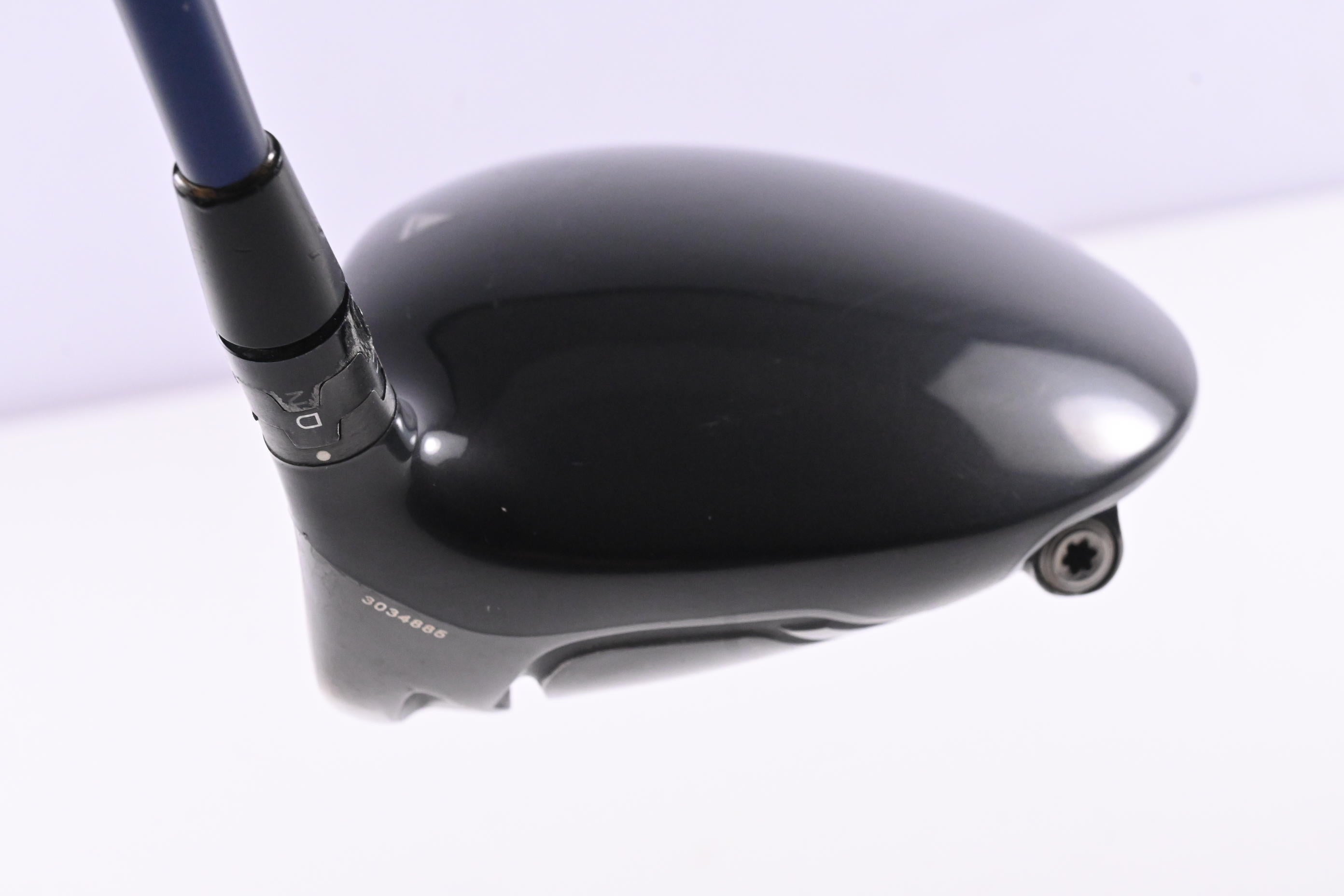 Titleist 917 D2 Driver / 9.5 Degree / Regular Flex Fujikura Fit-On E 360 Shaft