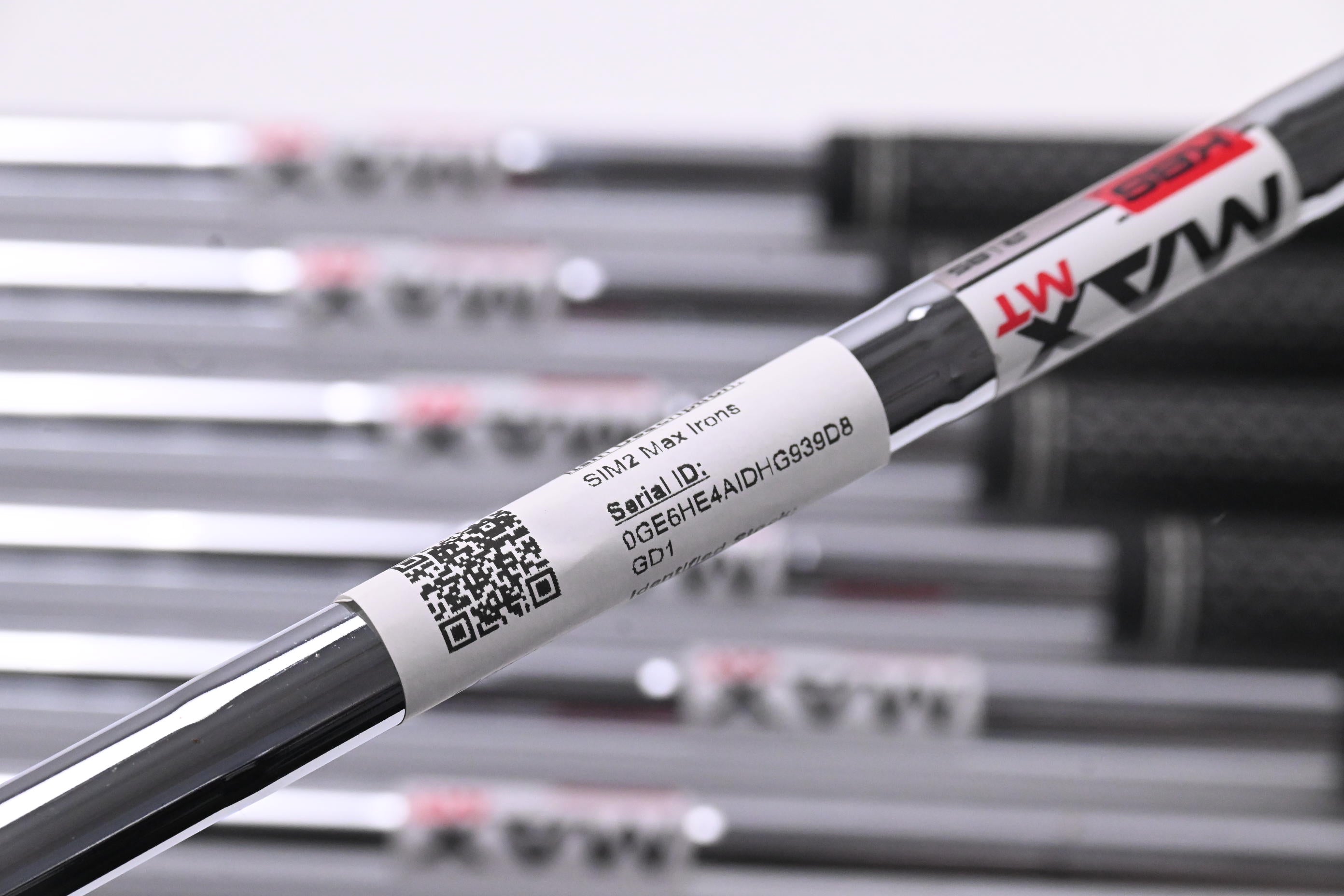 Taylormade SIM2 Max Irons / 4-PW / Regular Flex KBS MAX MT 85 Shafts