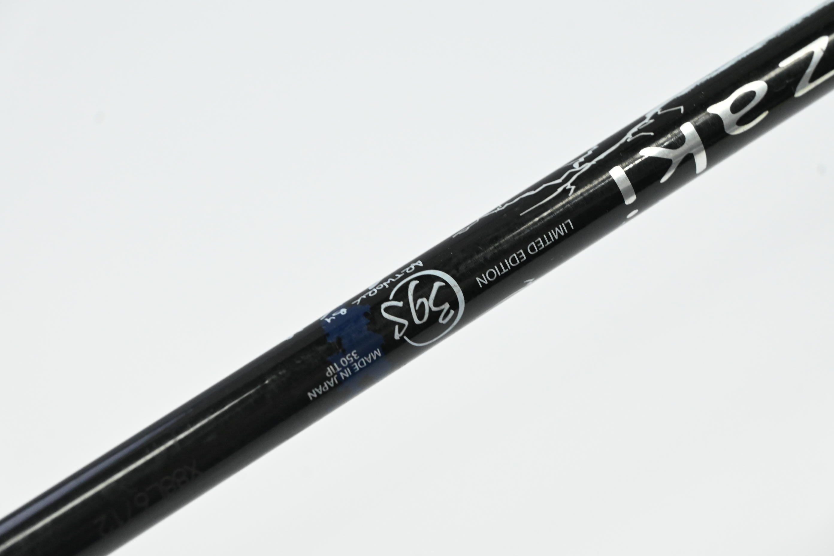 Cleveland CG Black 2012 Driver / 10.5 Degree / Stiff Flex Miyazaki 39